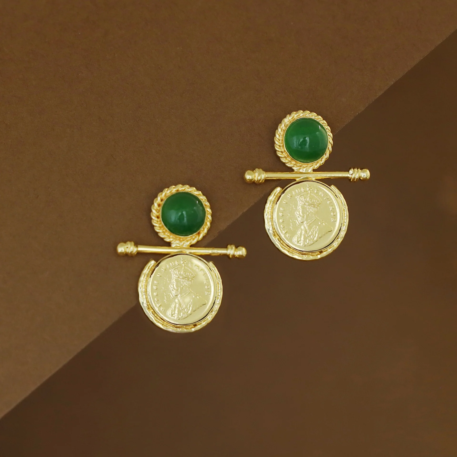 Caliso Golden Stick Glossy Stone King George Earring - Image 6