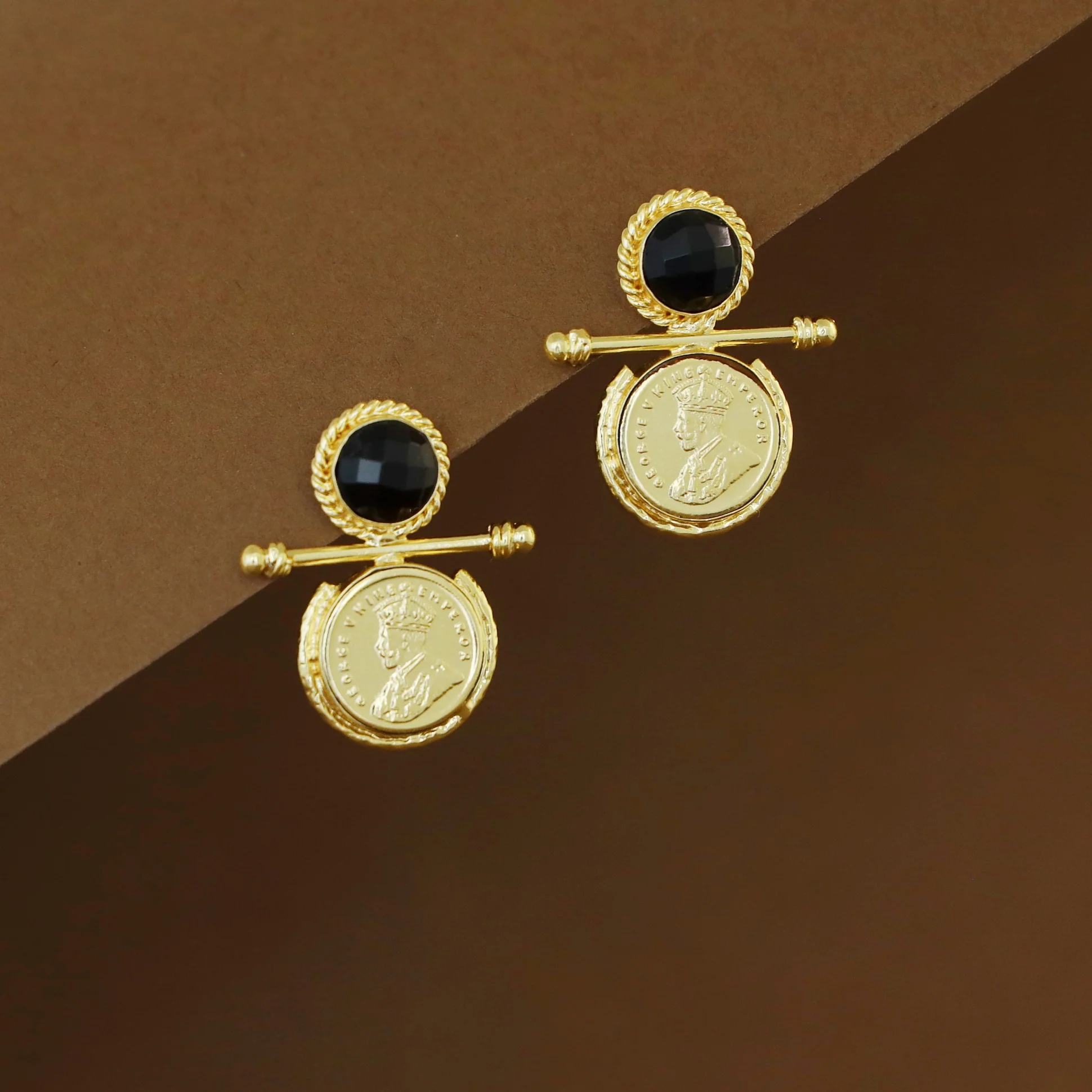 Caliso Golden Stick Glossy Stone King George Earring - Image 8