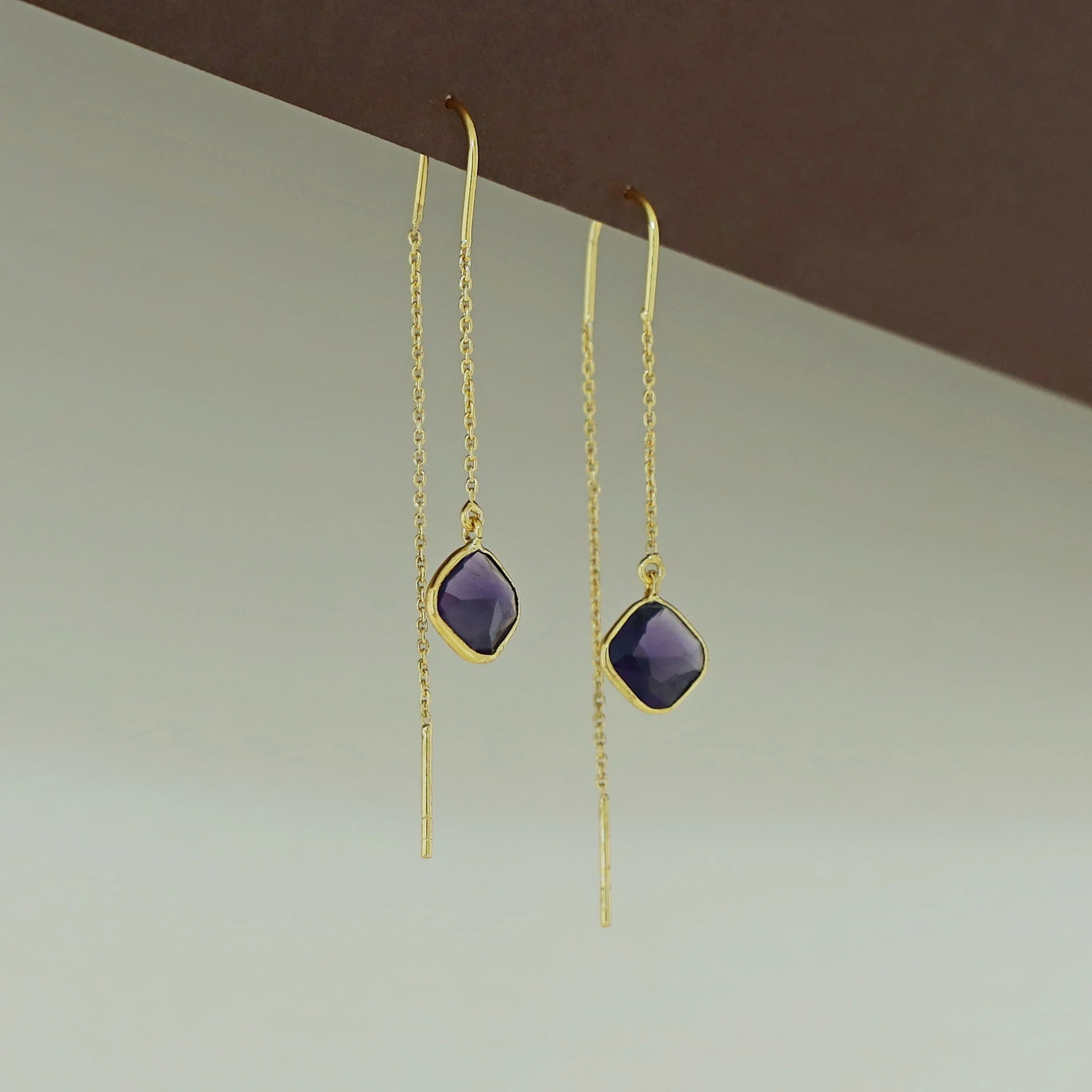 Camille Glossy Diamond Needle And Thread Earring - Image 2