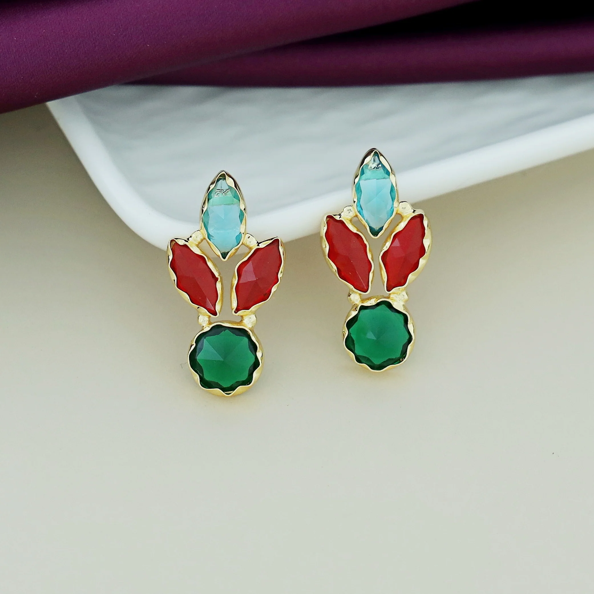Caral Tri Leafy Glossy Earring - Image 3