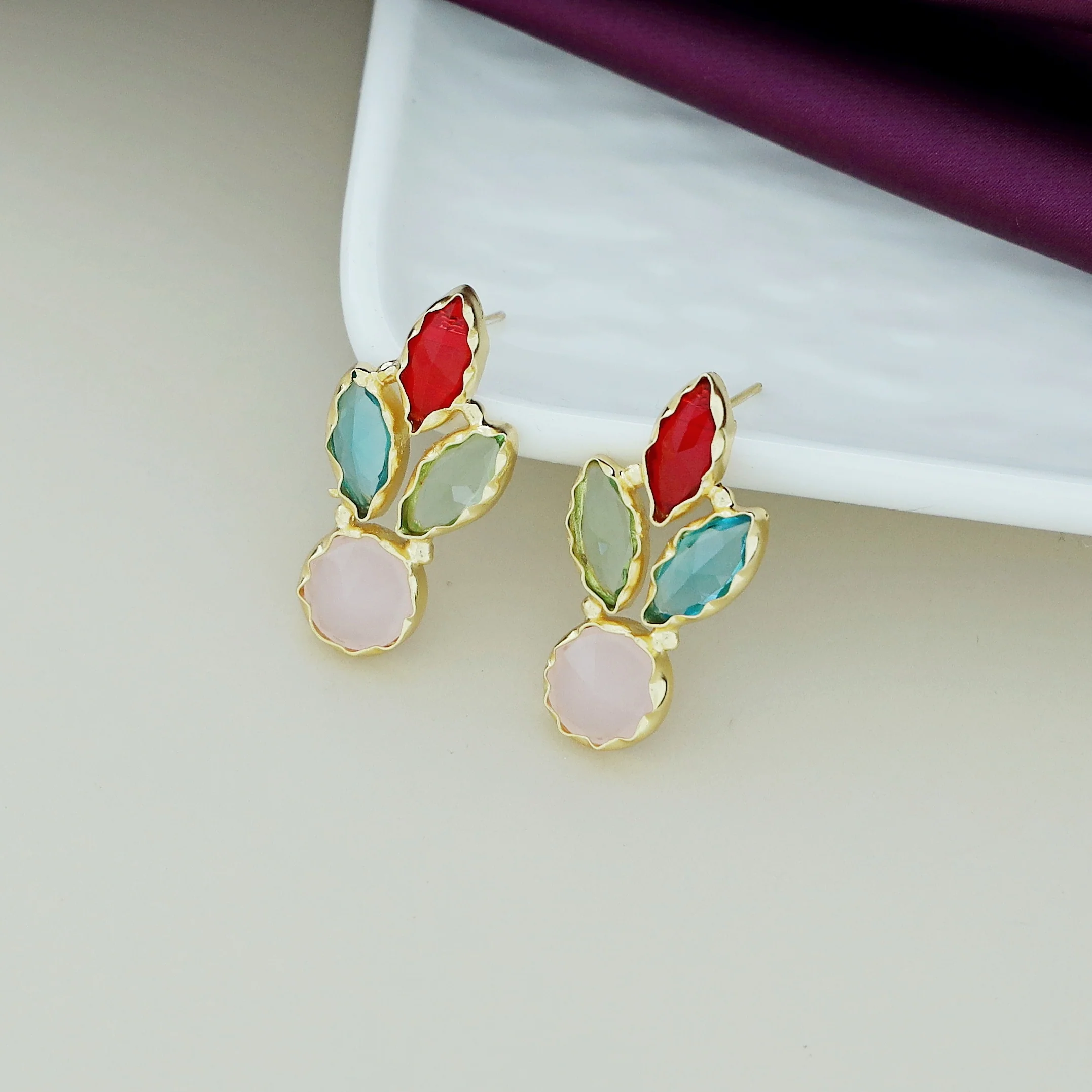 Caral Tri Leafy Glossy Earring - Image 8