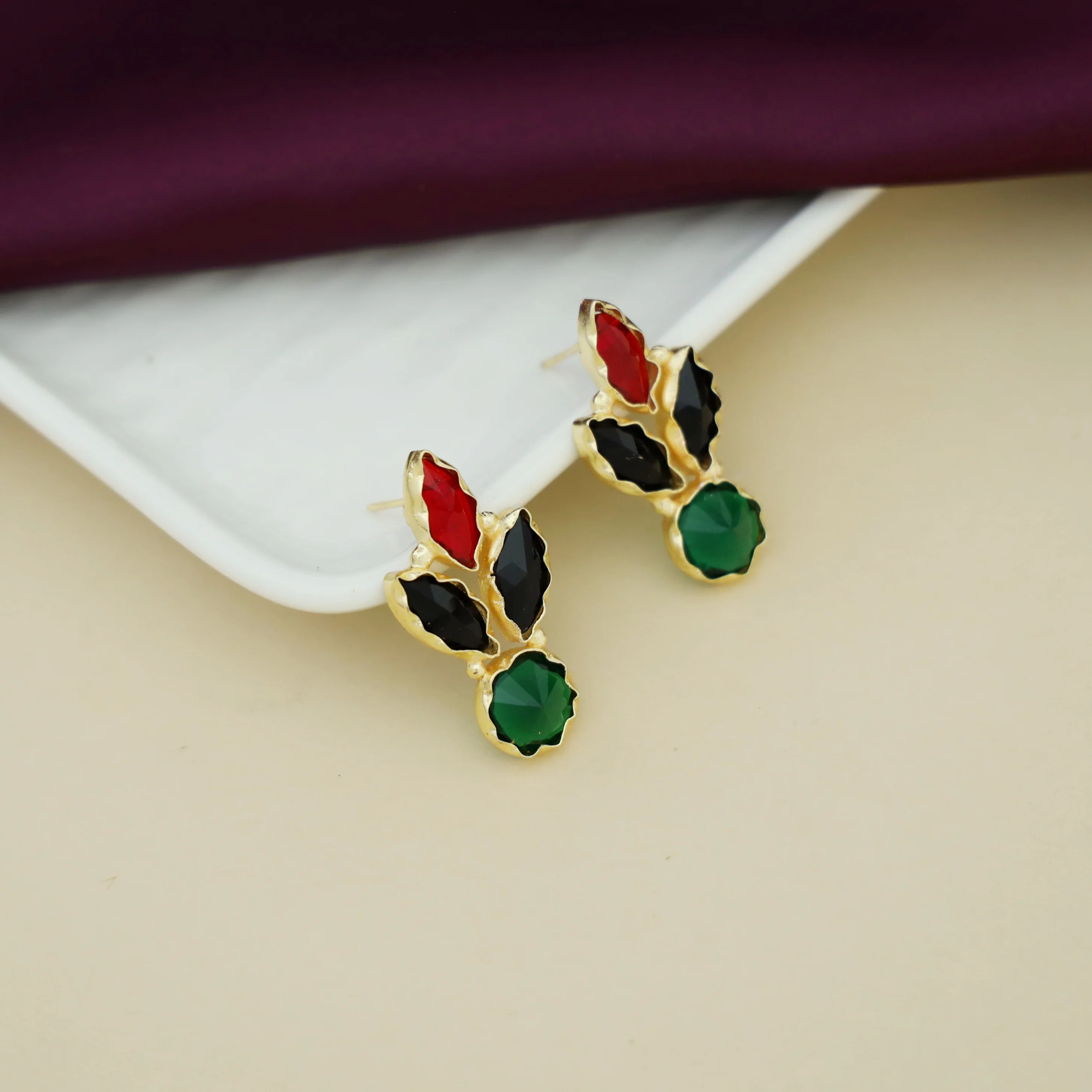 Caral Tri Leafy Glossy Earring - Image 9