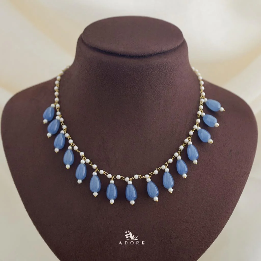 Carly Pearl Single Layer Short Neckpiece - Image 12