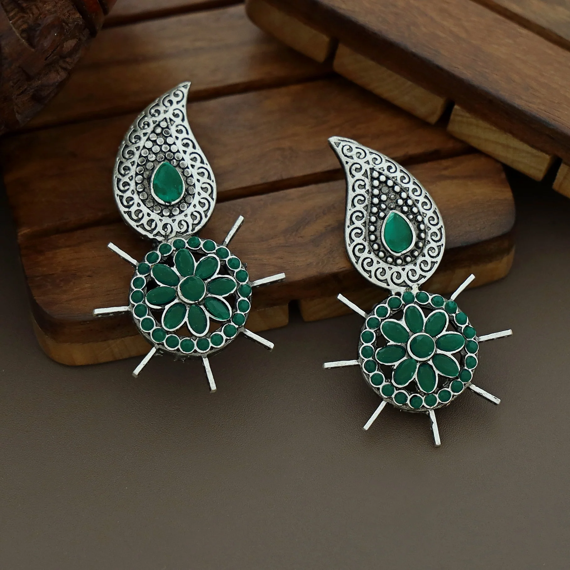 Carolina Flower Inverted Mango Earring - Image 3