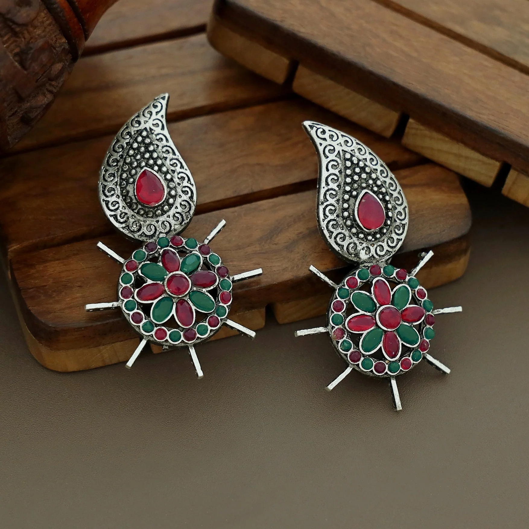 Carolina Flower Inverted Mango Earring - Image 8