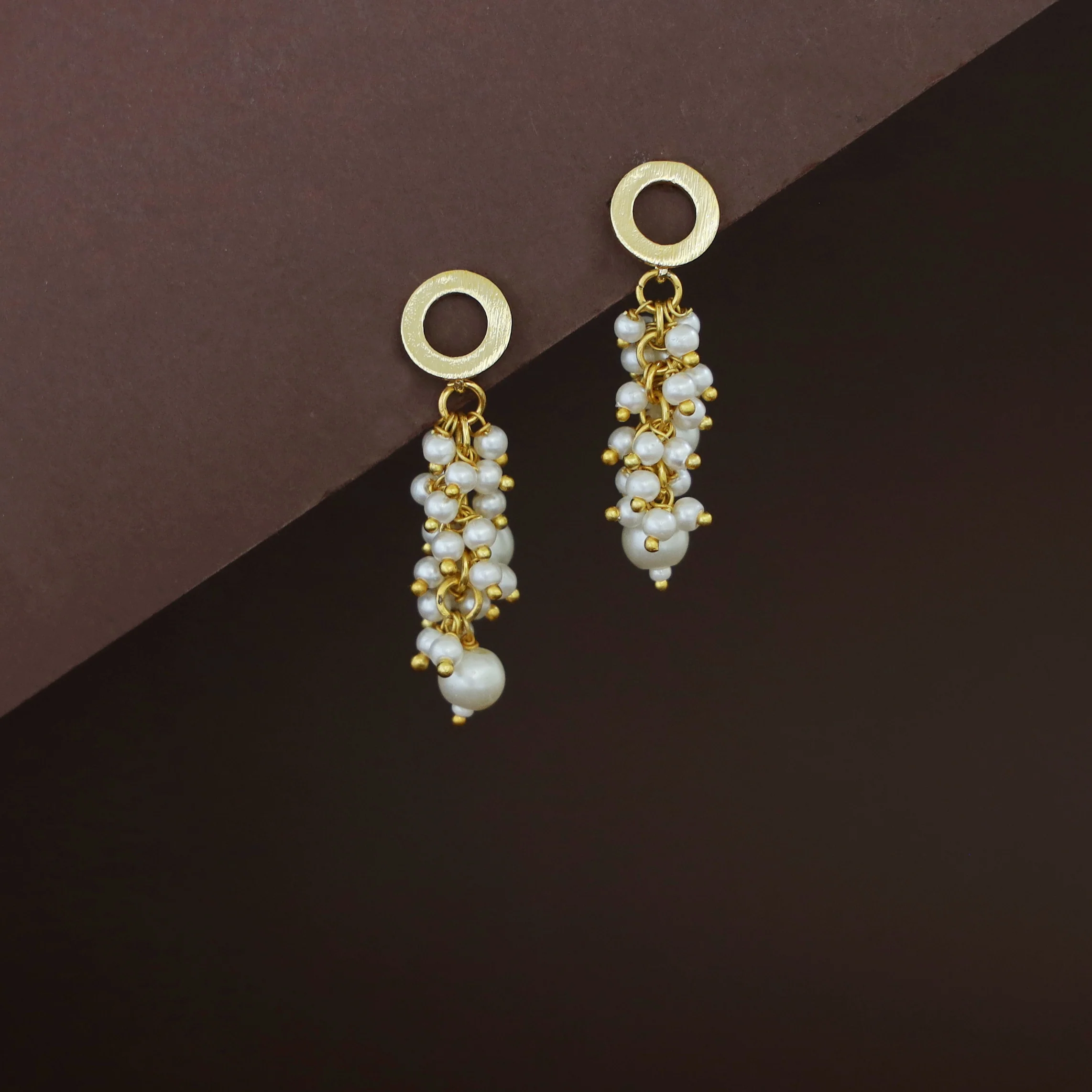 Carolina Golden Circle Bunch Pearl Earring - Image 2