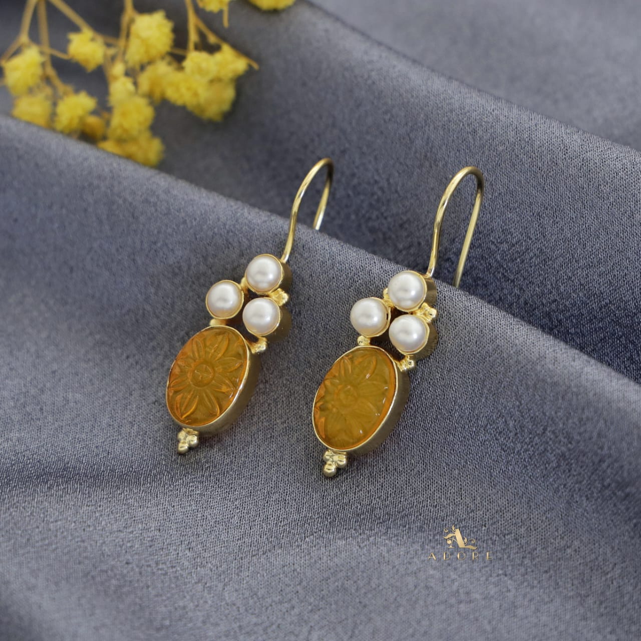 Carved Oval Tri Pearl Drop - Image 13