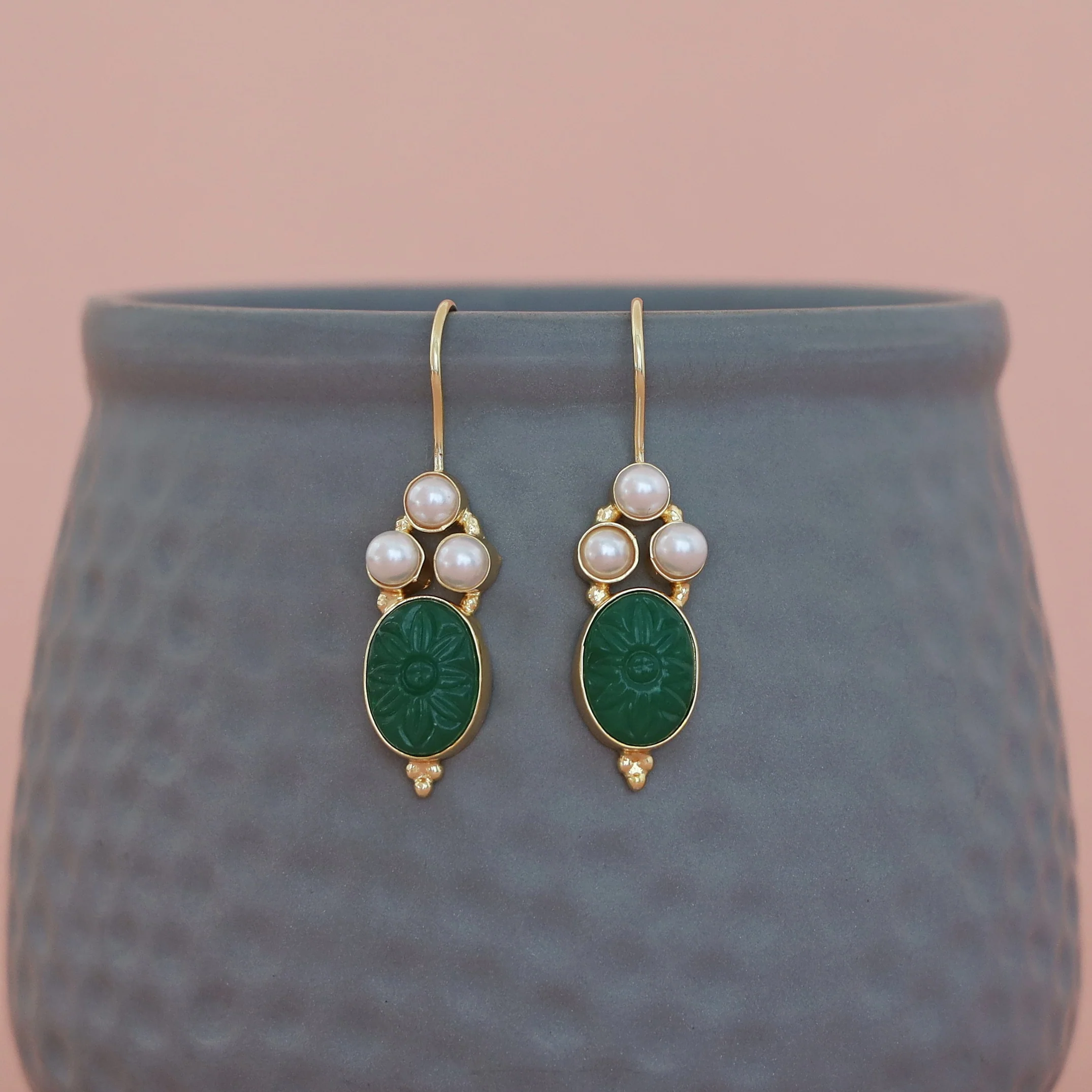 Carved Oval Tri Pearl Drop - Image 20