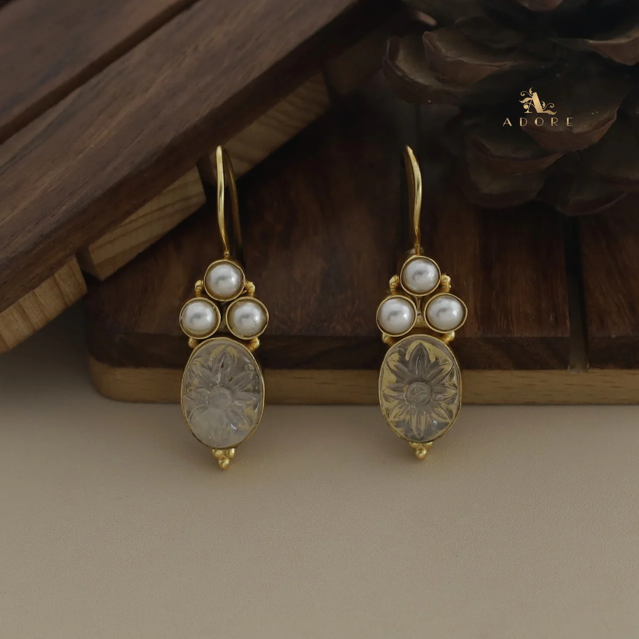 Carved Oval Tri Pearl Drop - Image 4