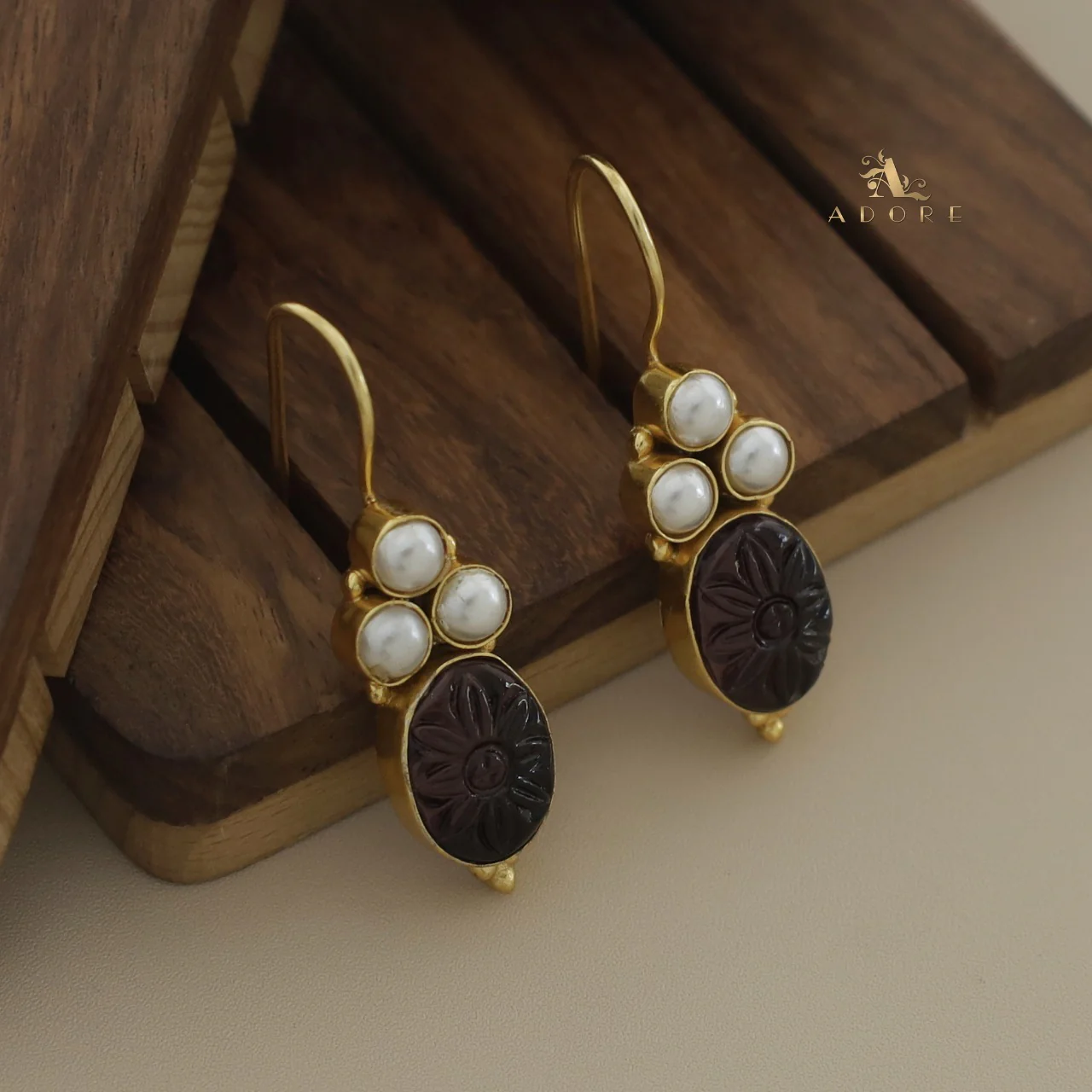 Carved Oval Tri Pearl Drop - Image 8