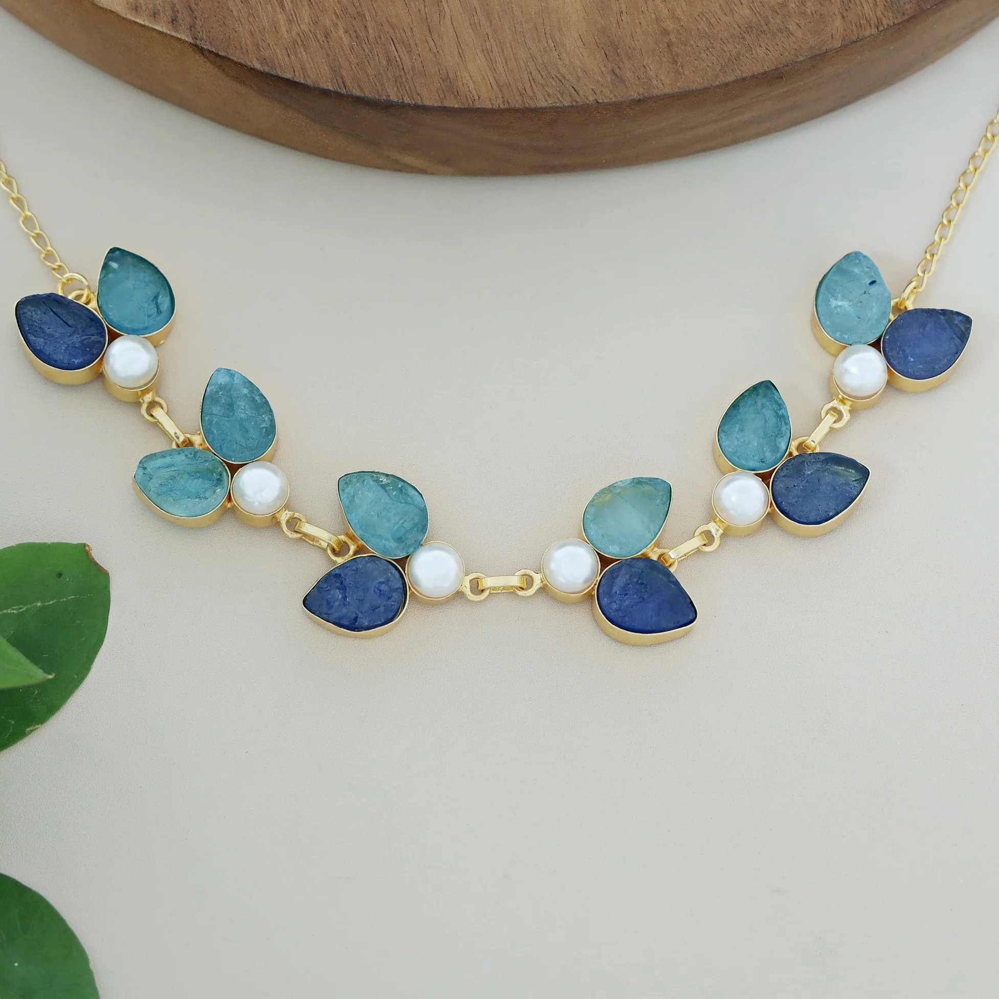 Catalina Dyed Stone Pearl Choker - Image 6