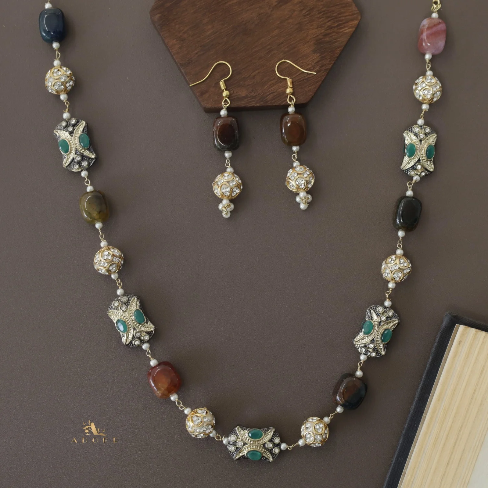Cattleya Neckpiece With Drop - Image 16