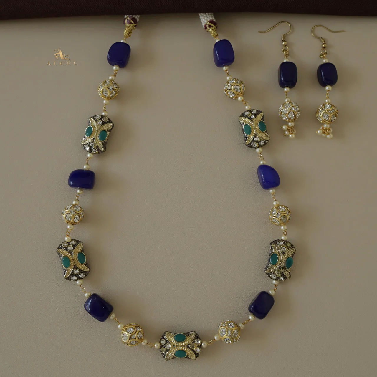 Cattleya Neckpiece With Drop - Image 4