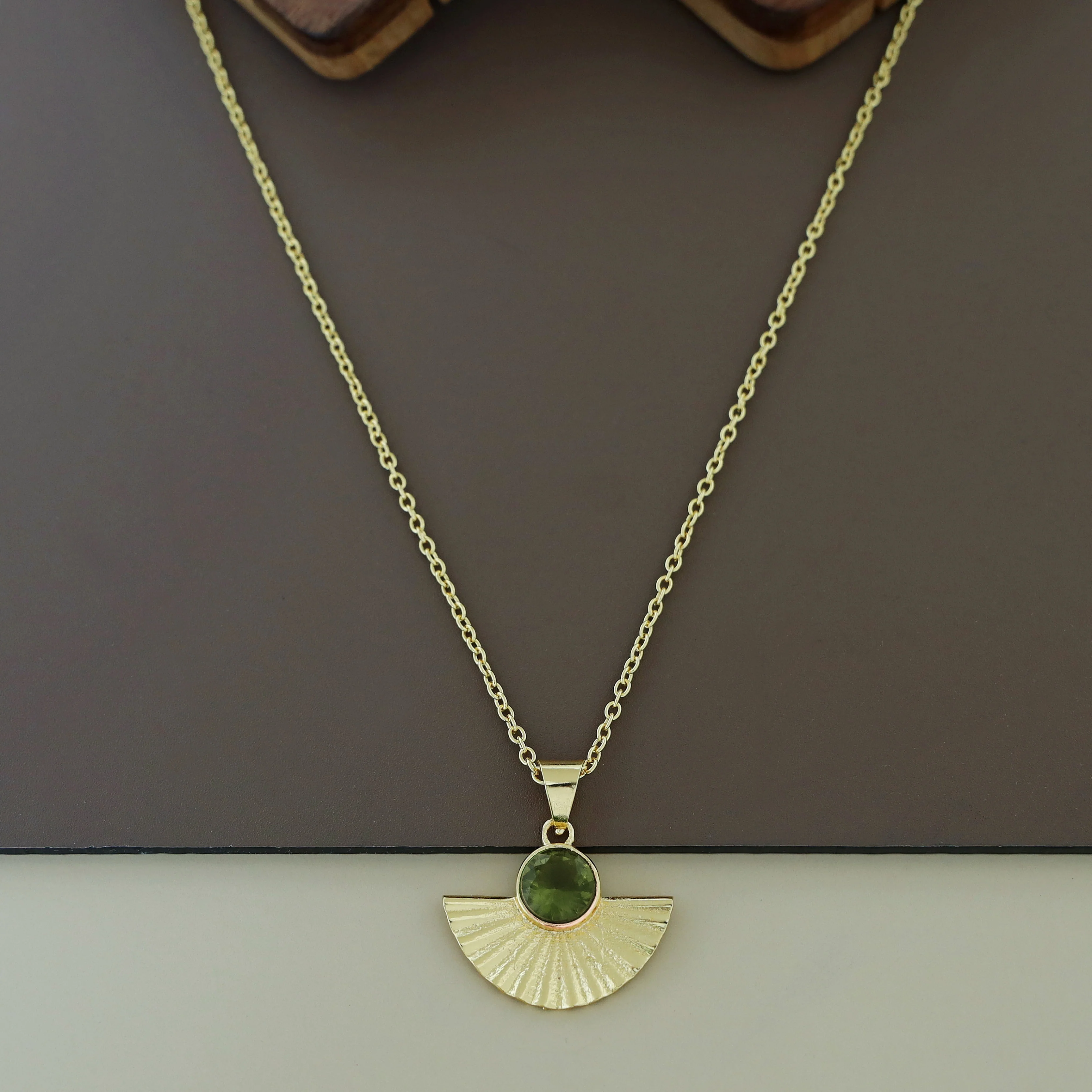 Cecelia Semi Circle Glossy Neckpiece - Image 7