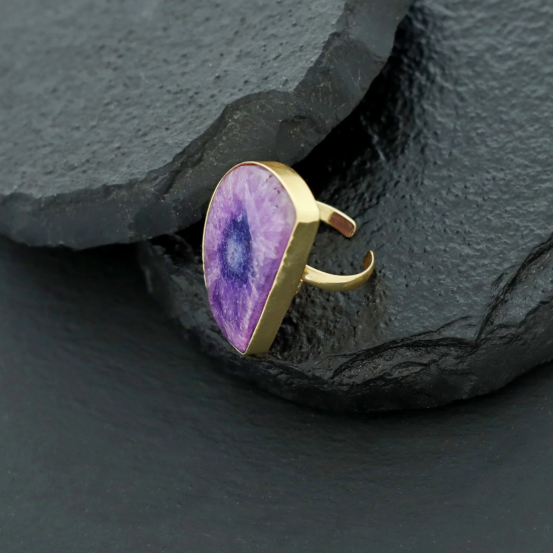 Cecilia Half Circle Agate Ring - Image 12