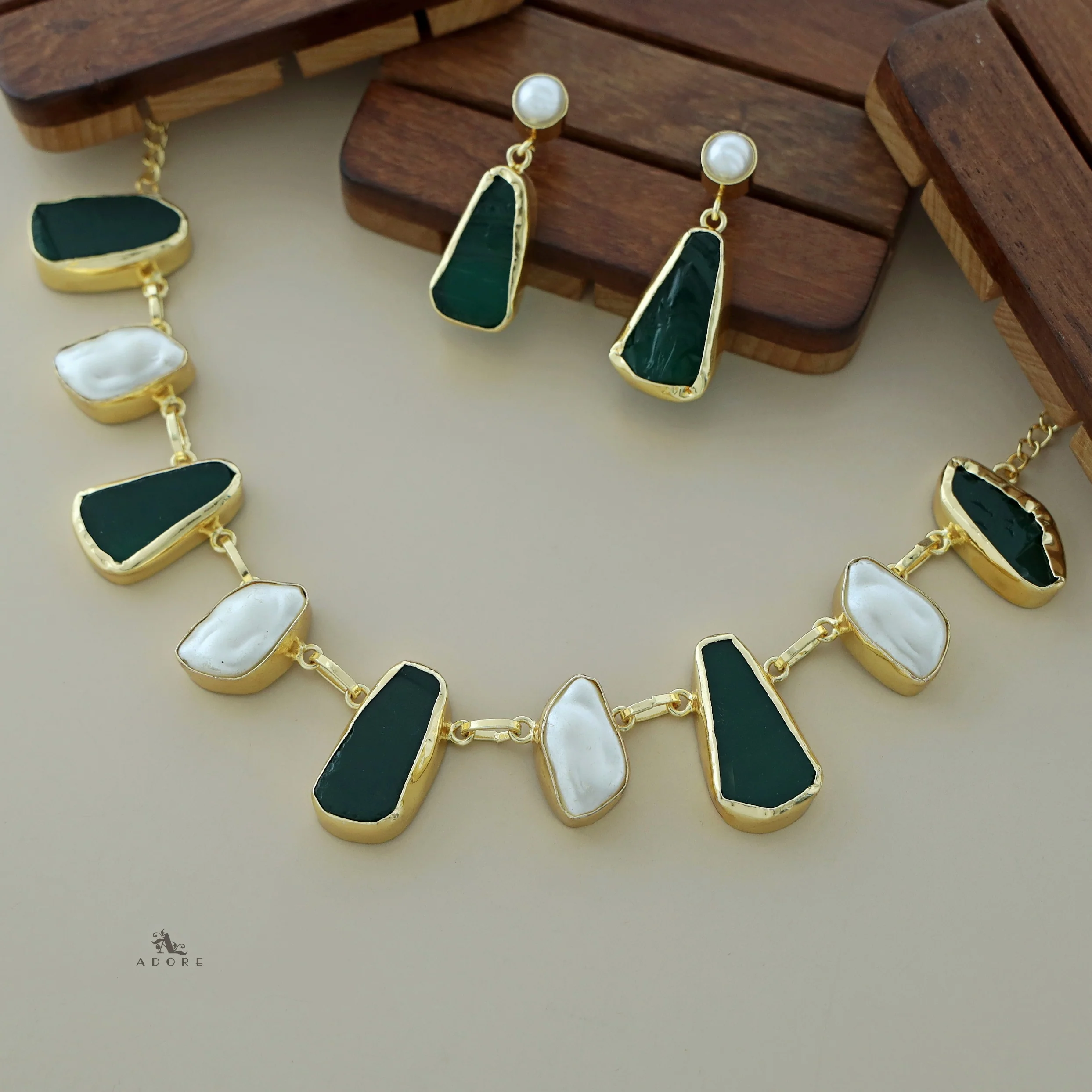 Celeste Raw stone Baroque Short Neckpiece with Earring - Image 12