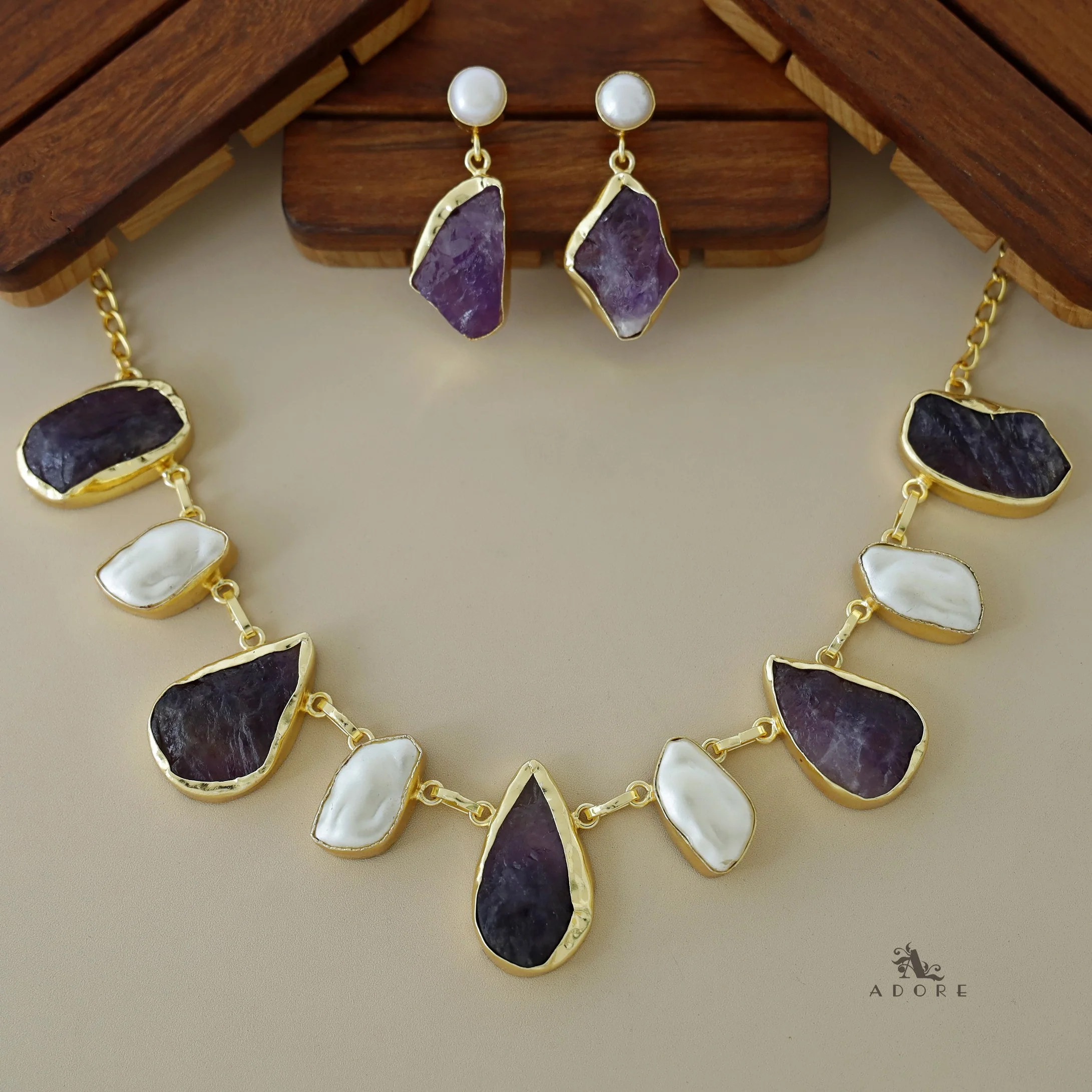 Celeste Raw stone Baroque Short Neckpiece with Earring - Image 3