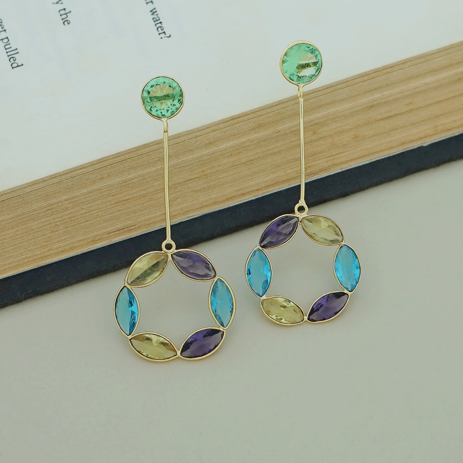 Celia Glossy Circle Stick Earring - Image 10