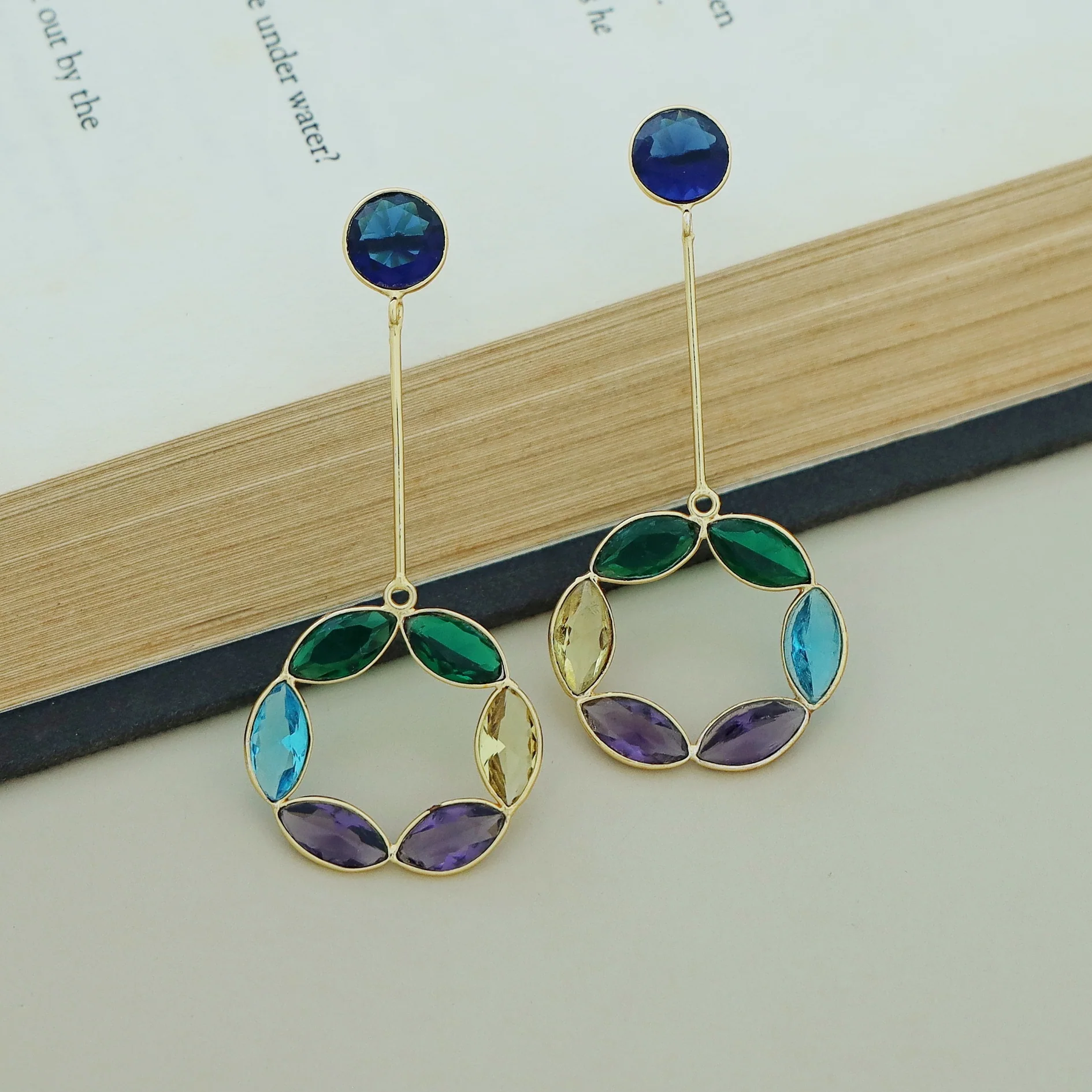 Celia Glossy Circle Stick Earring - Image 9