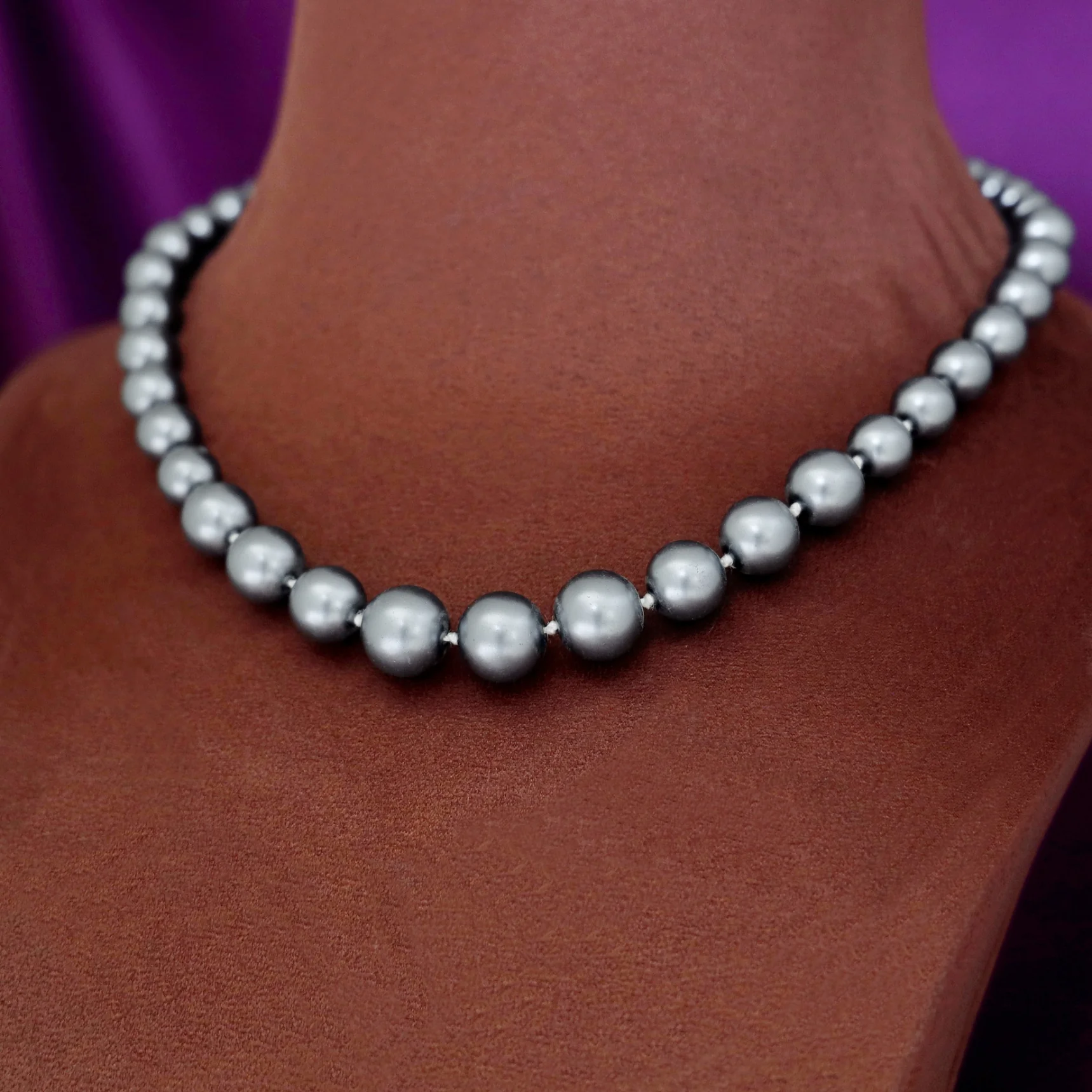 Chahak Pearl Neckpiece - Image 2