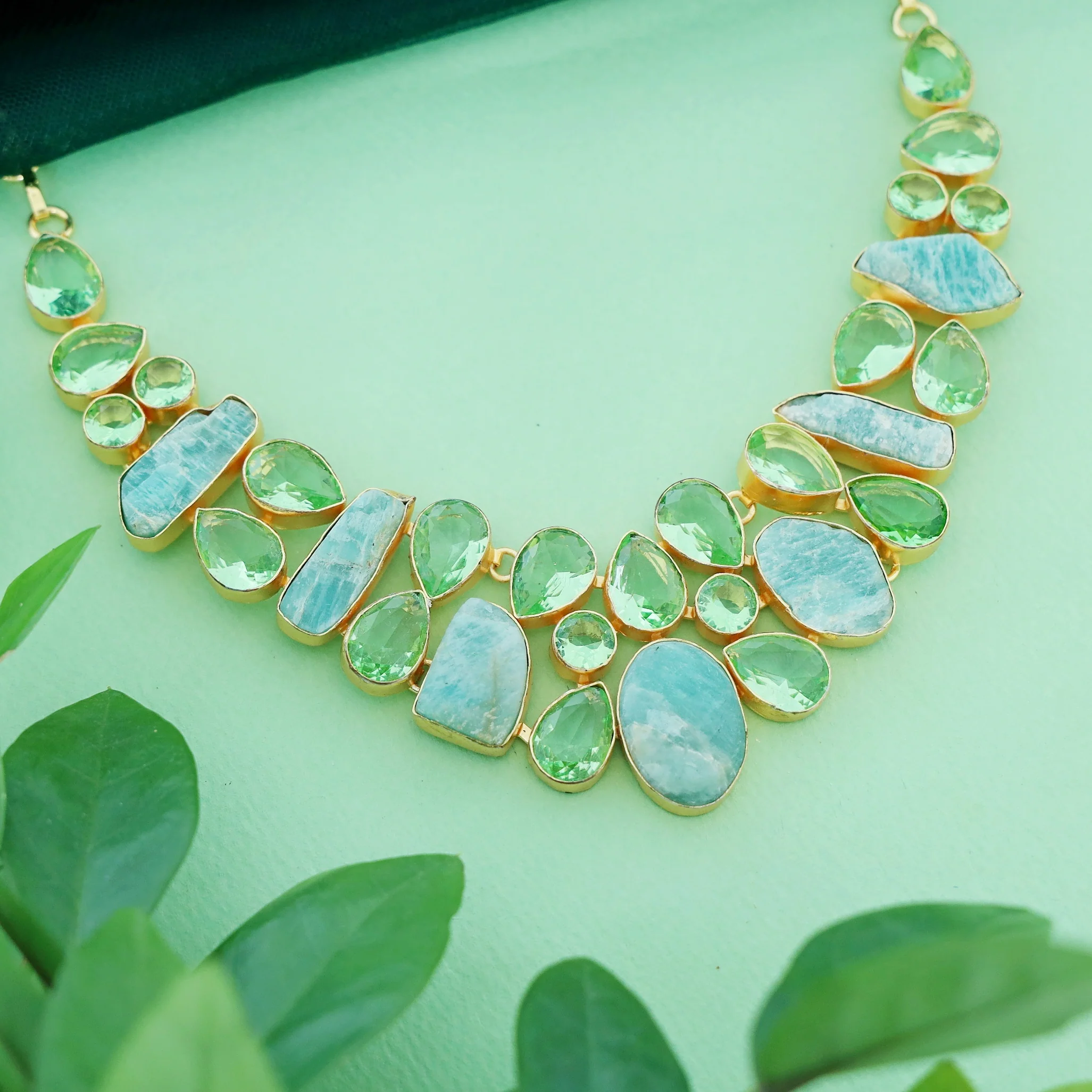 Chaila Neckpiece - Image 3