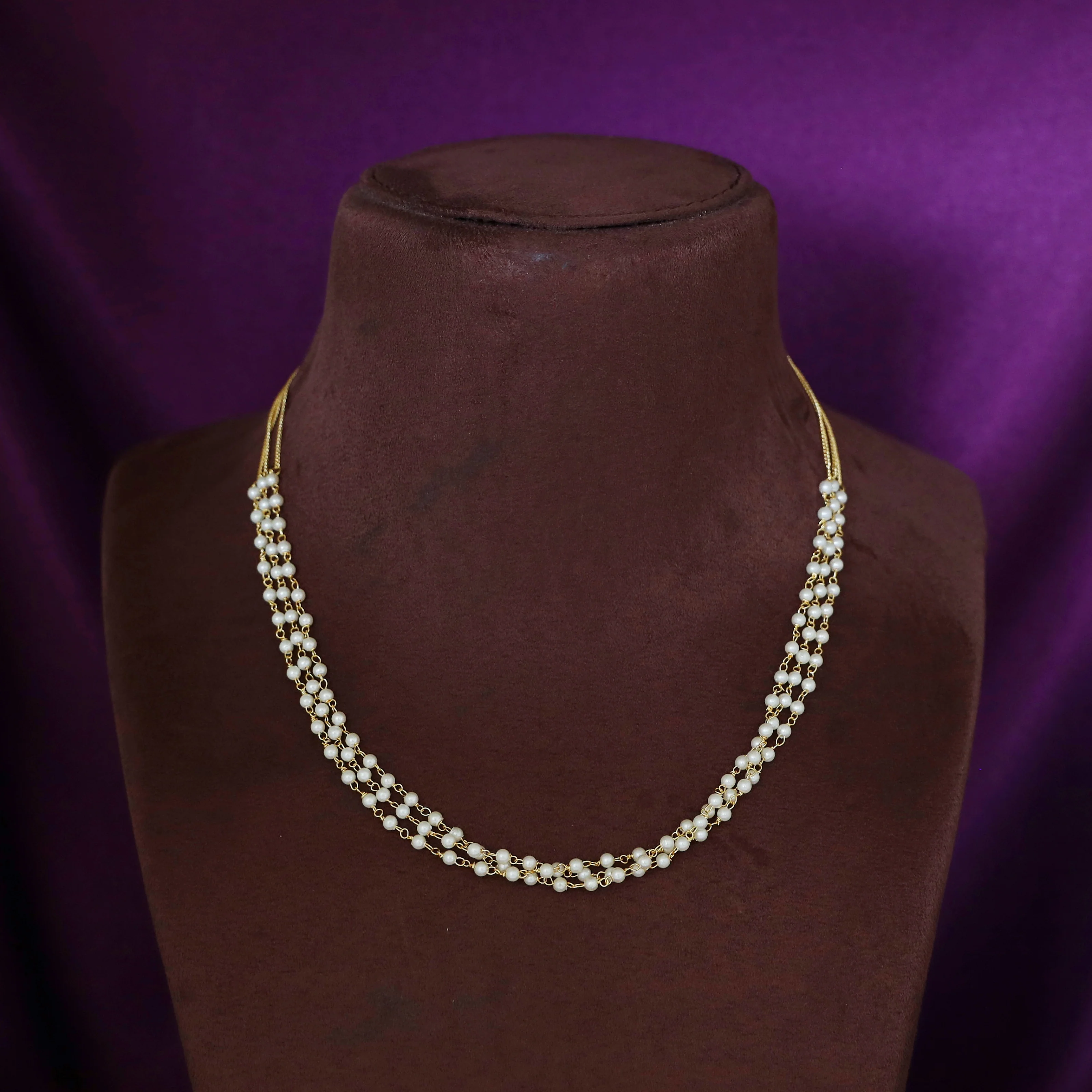 Chainy 3 Layer Carly Pearl Short Neckpiece - Image 2