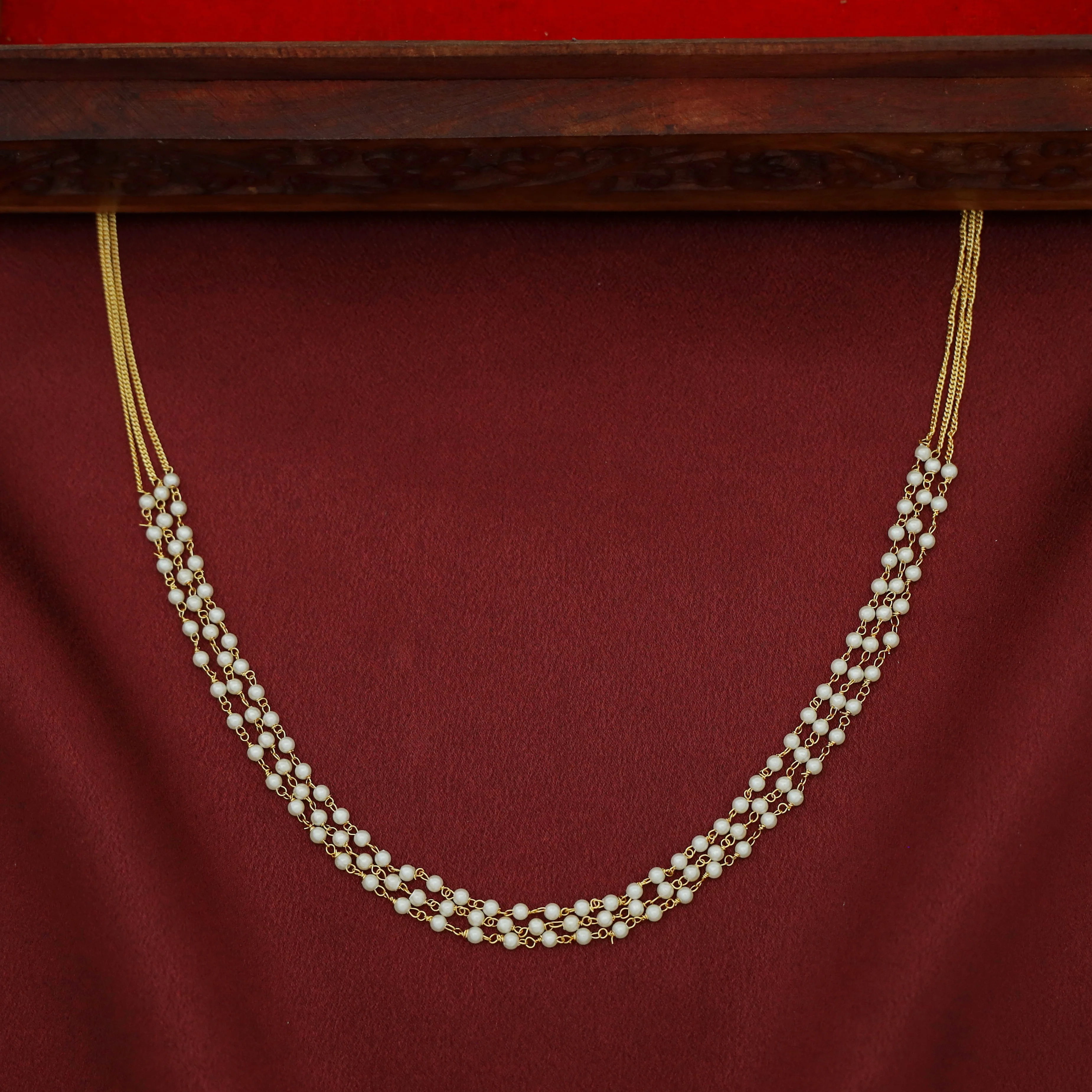 Chainy 3 Layer Carly Pearl Short Neckpiece - Image 3