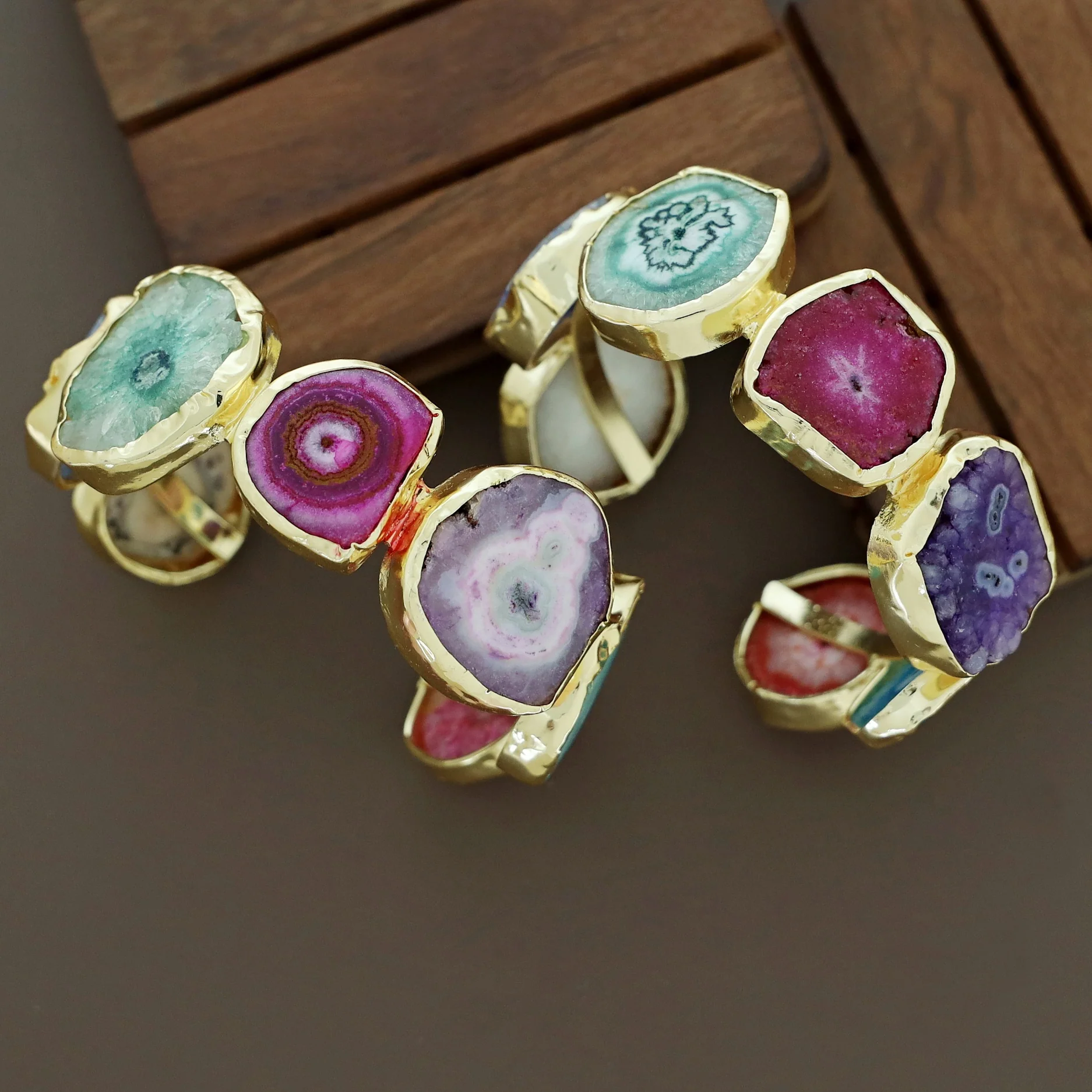 Chaitali Golden Agate Bangle - Image 3