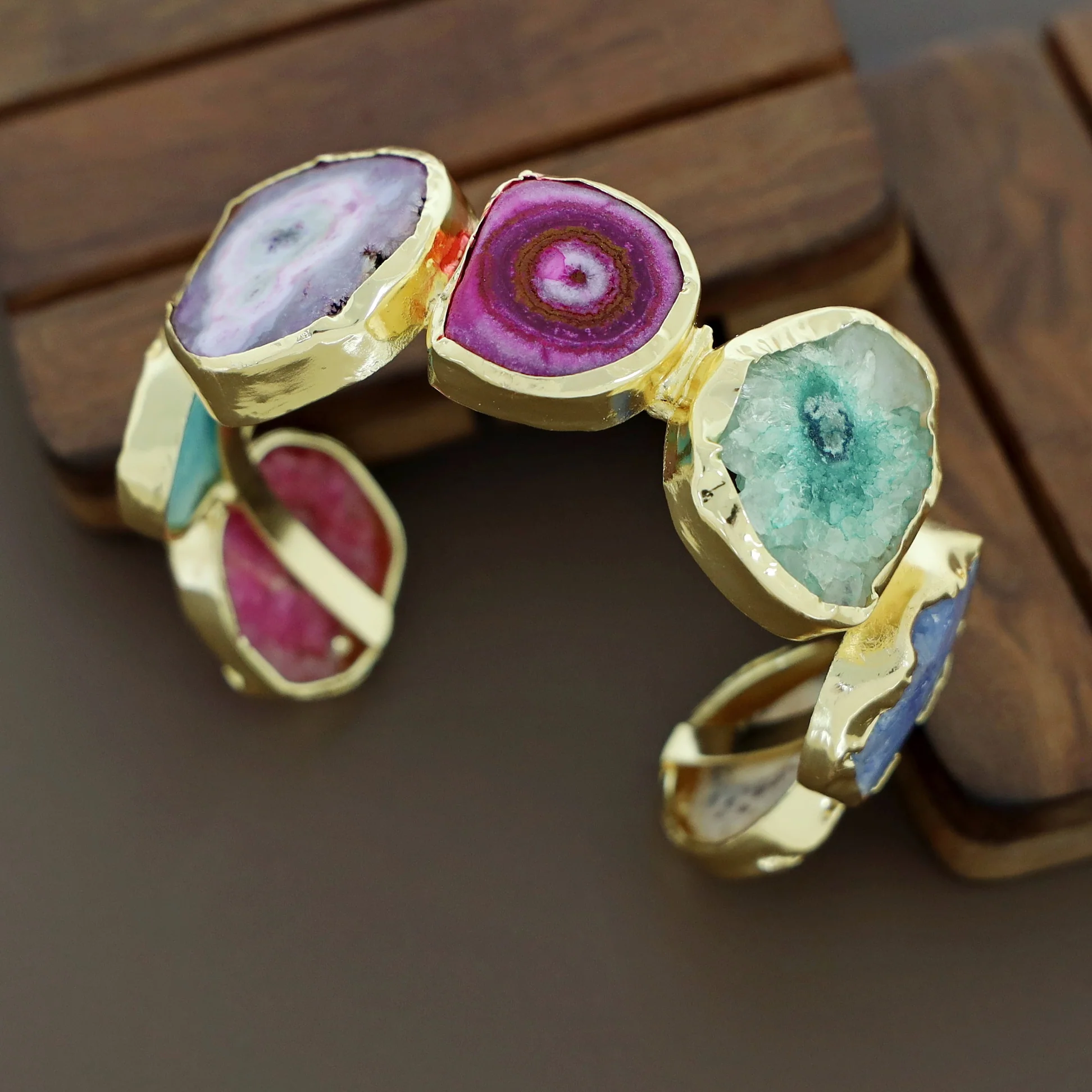Chaitali Golden Agate Bangle - Image 4