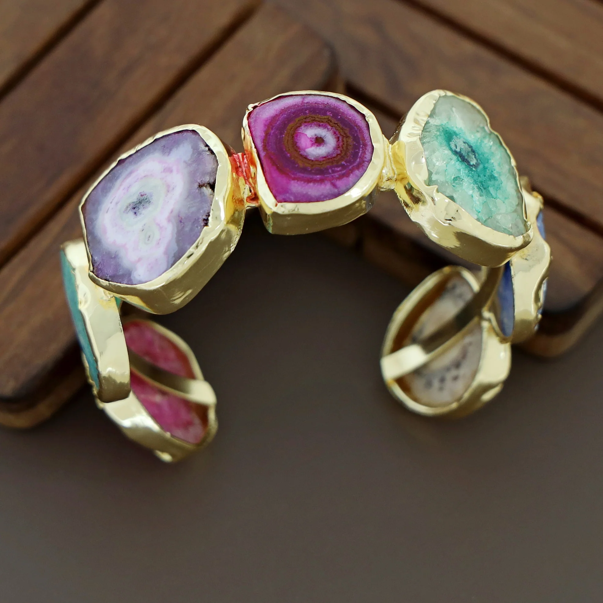 Chaitali Golden Agate Bangle - Image 5