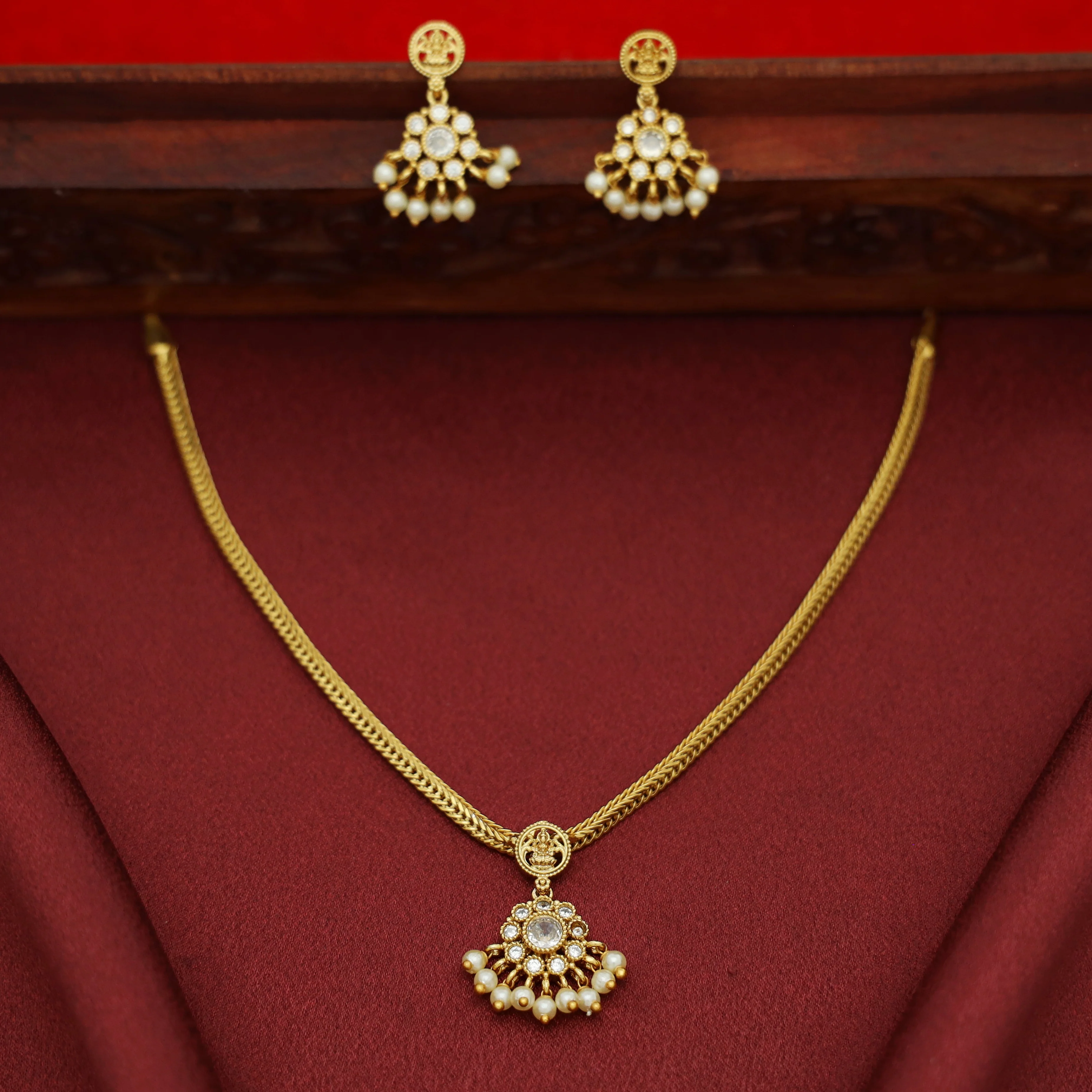 Chaitra Devi Pearl Short Neckpiece With Earring - Image 2