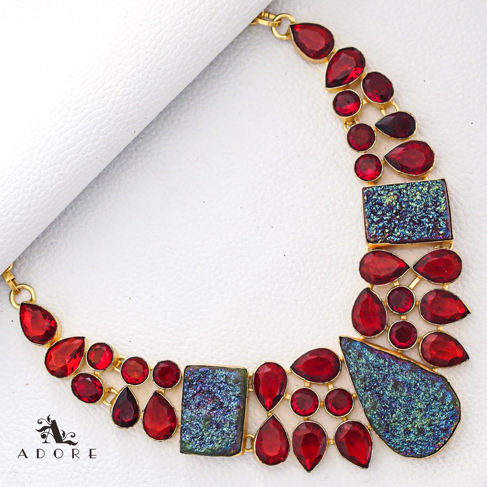 Chanchal Glossy Neckpiece - Image 2