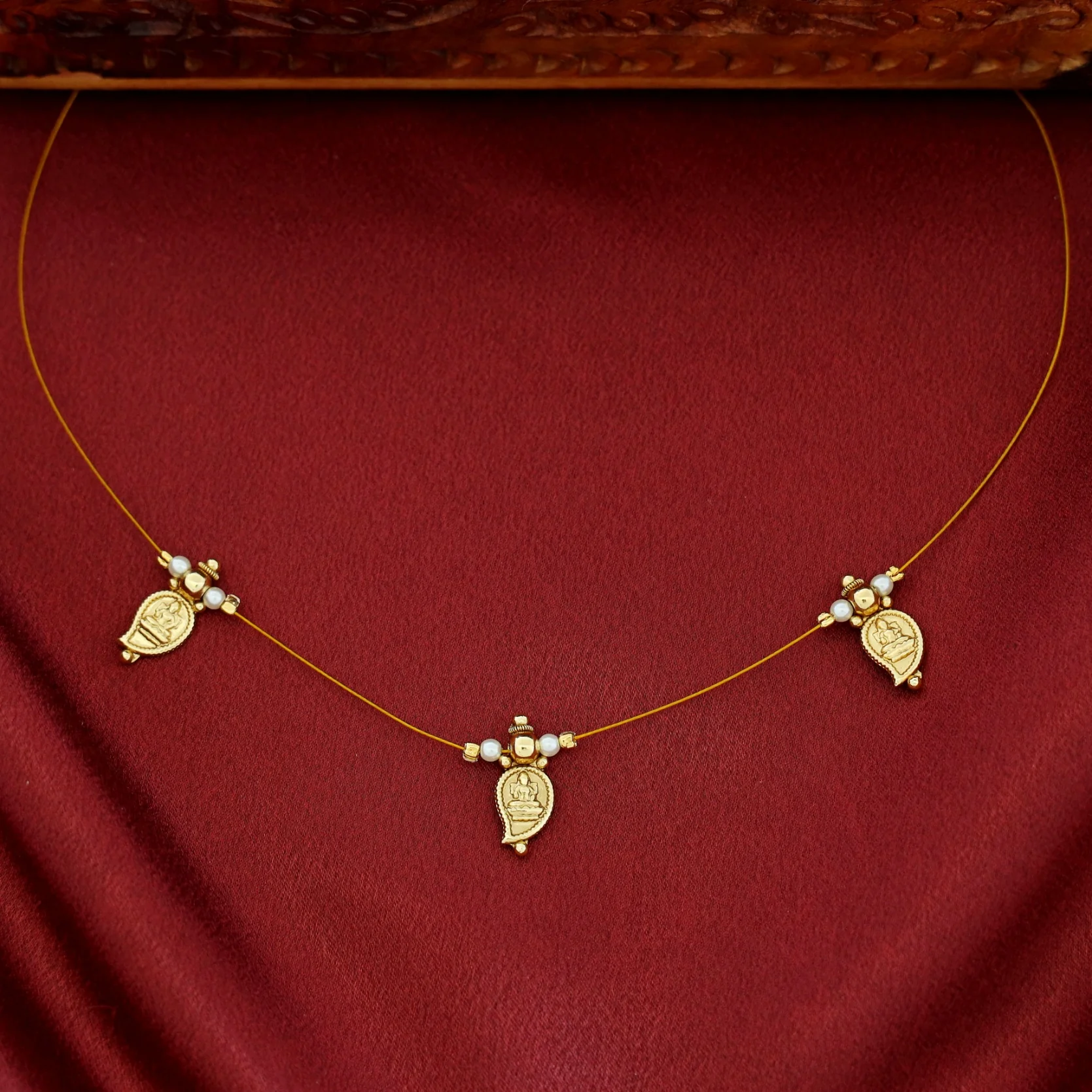 Chandni Devi Mango 3 Kashi String Neckpiece - Image 5