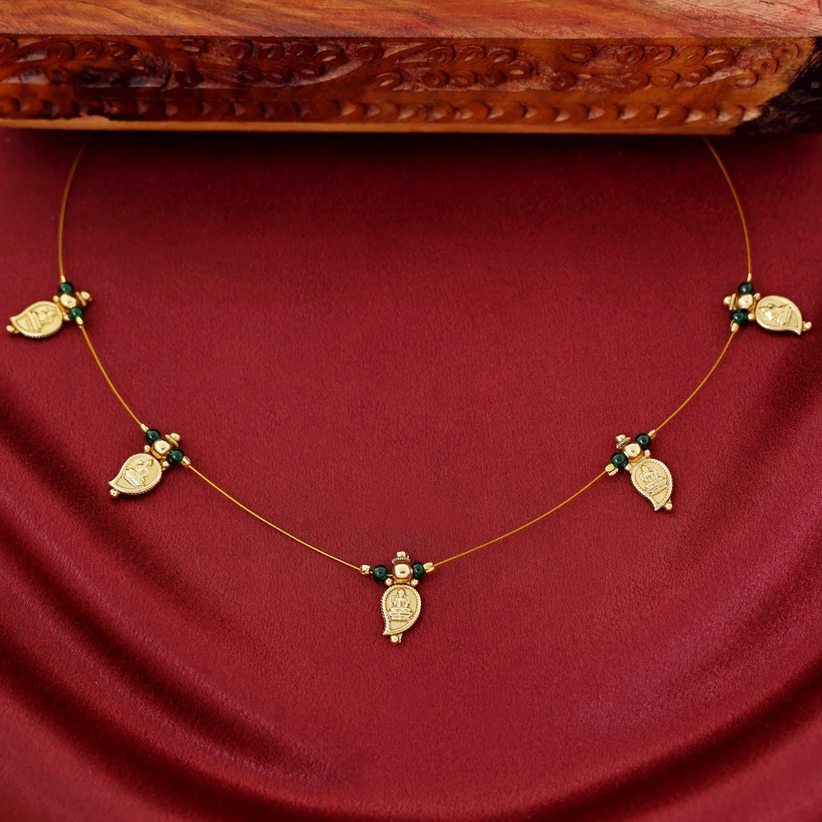 Chandni Devi Mango 5 Kashi String Neckpiece - Image 5