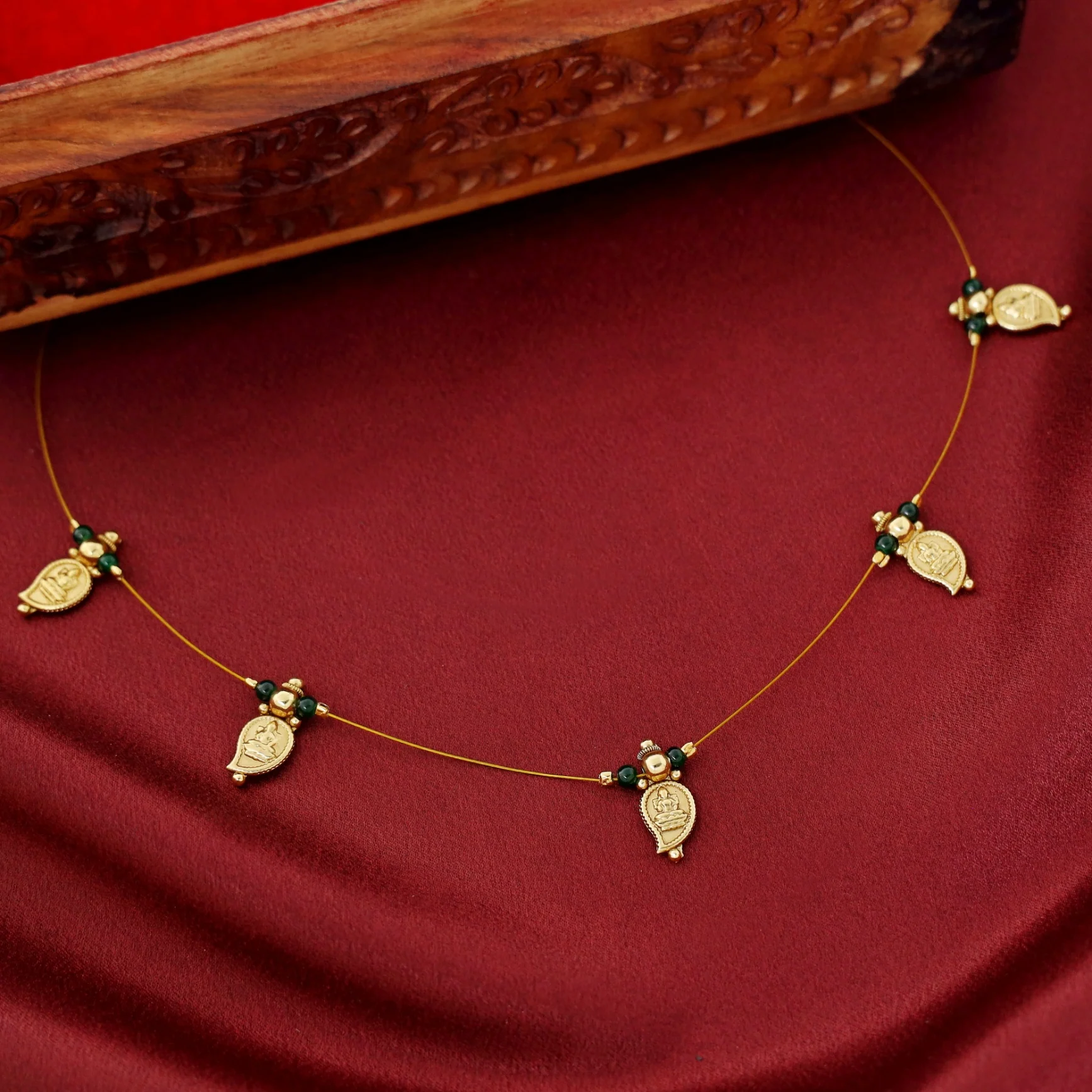 Chandni Devi Mango 5 Kashi String Neckpiece - Image 9