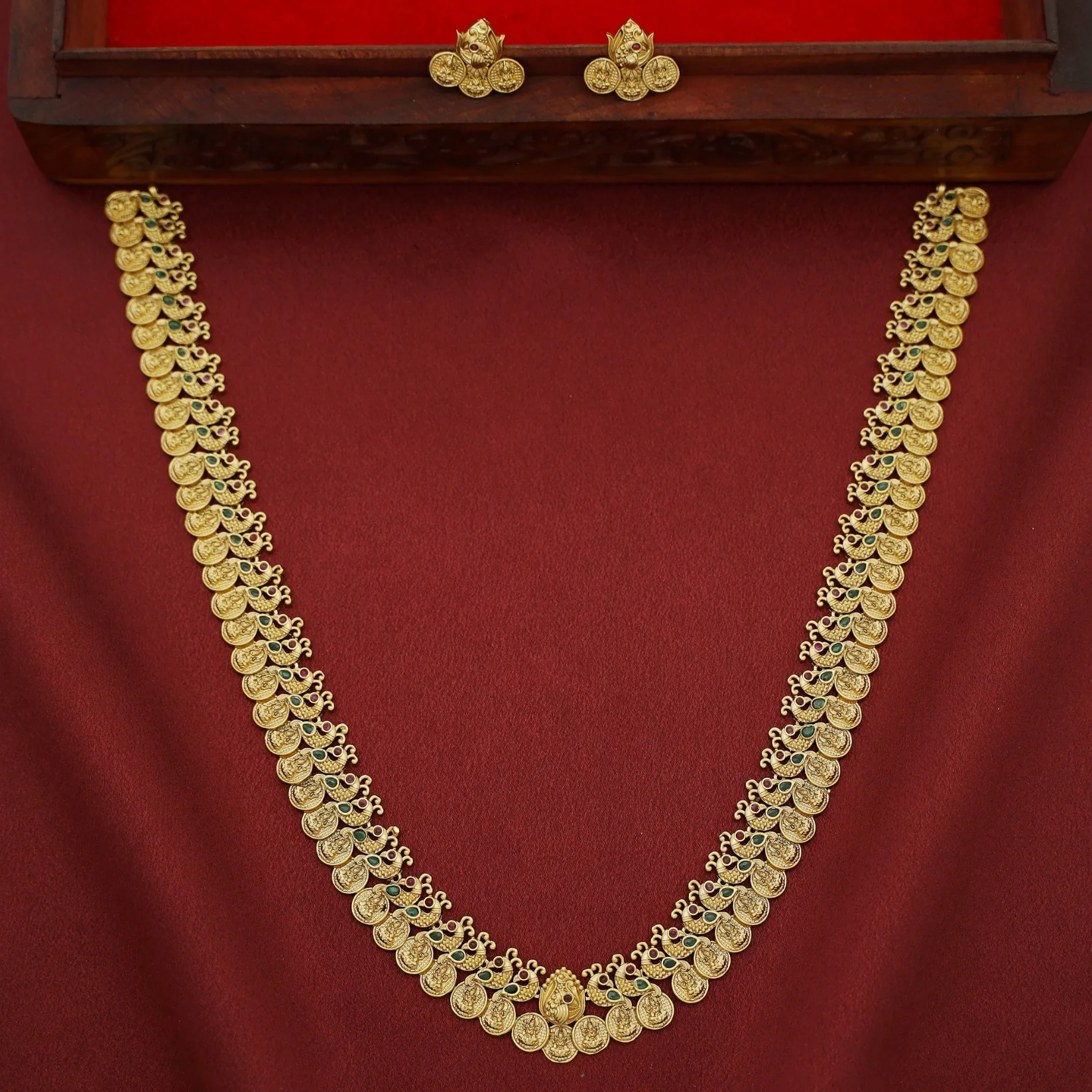 Charulata Mayura Kashi Long Harm Neckpiece With Earring - Image 2