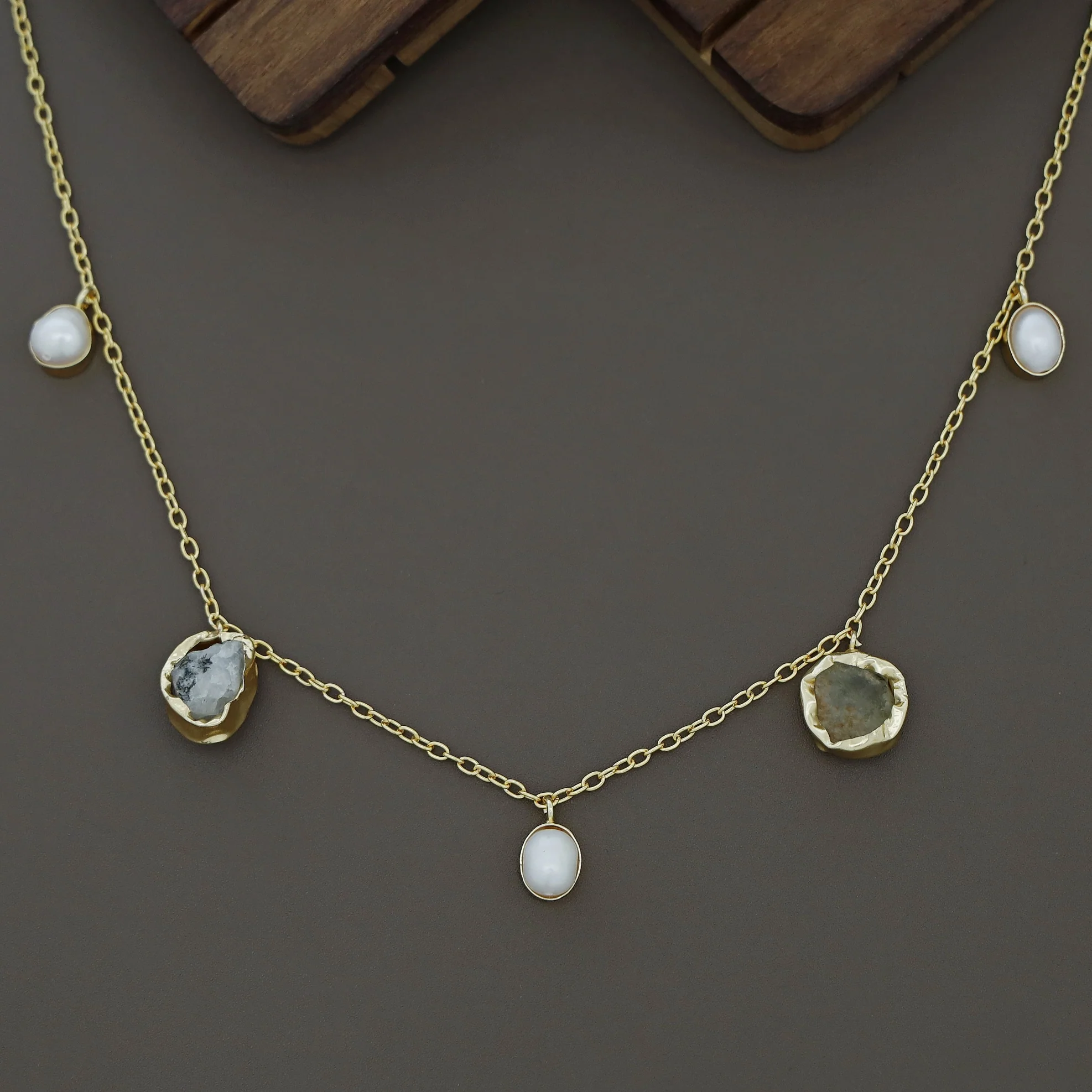 Chethasi Raw Stone + Baroque Neckpiece - Image 21