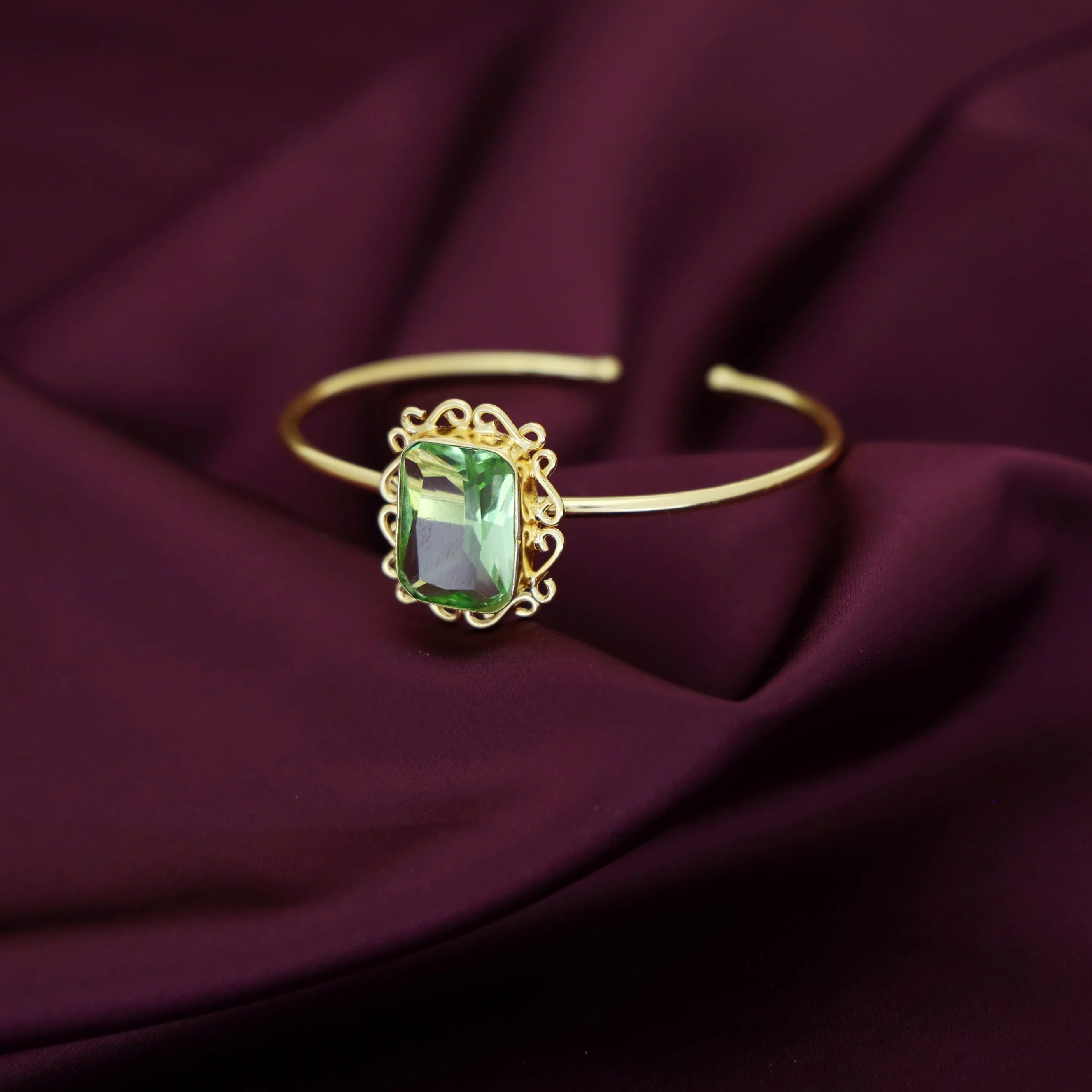 Ritu Golden Rectangle Glossy Bangle - Image 10