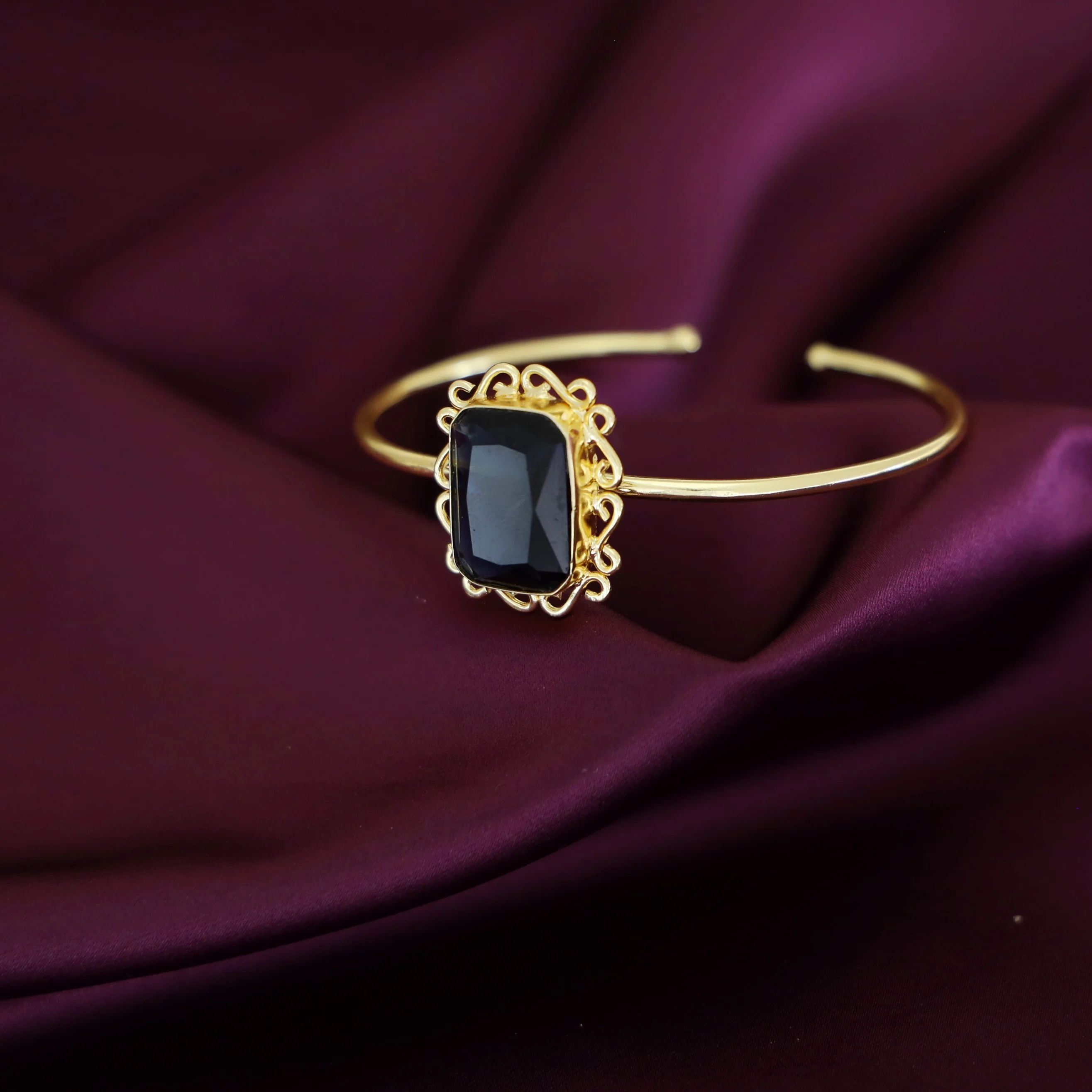 Ritu Golden Rectangle Glossy Bangle - Image 13