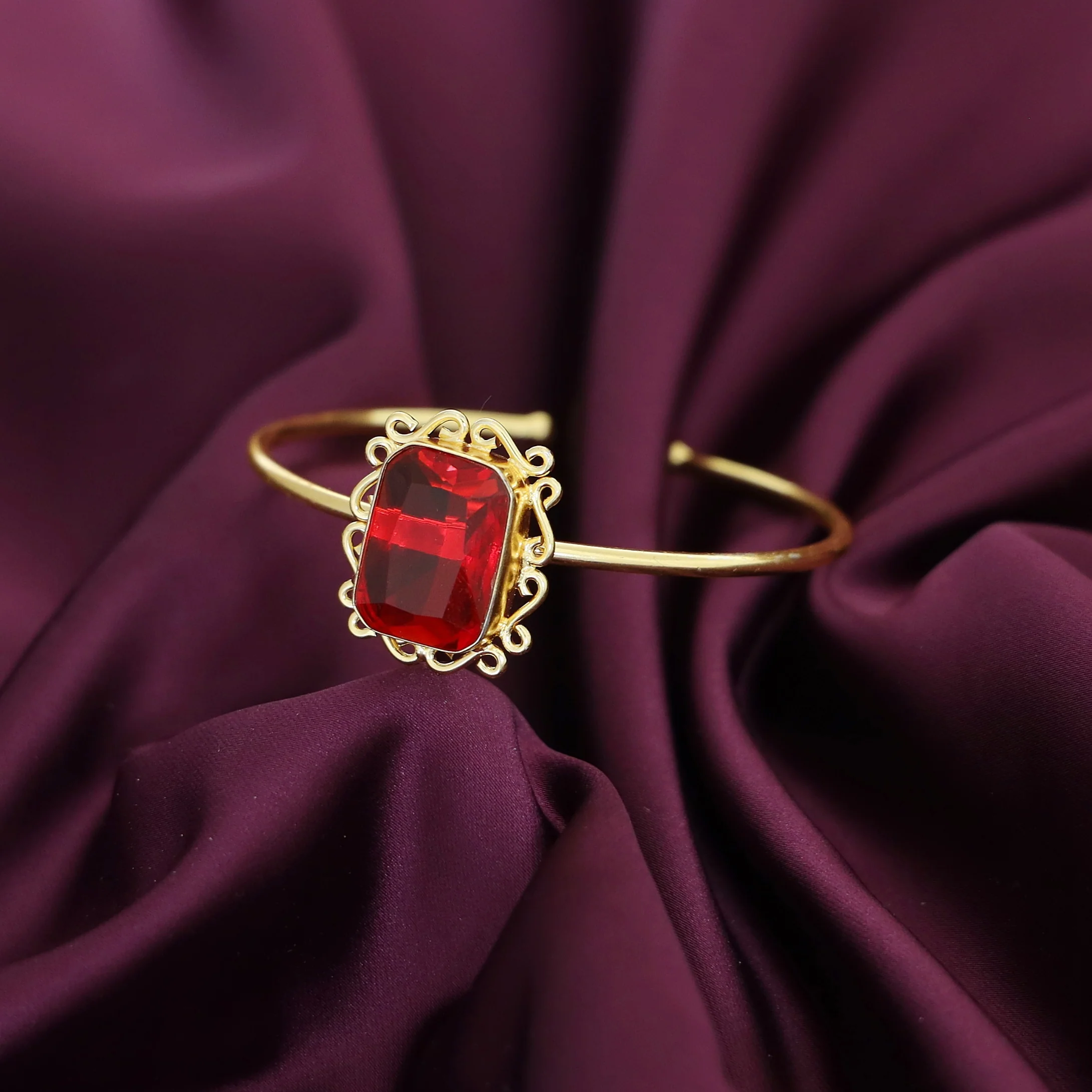 Ritu Golden Rectangle Glossy Bangle - Image 8