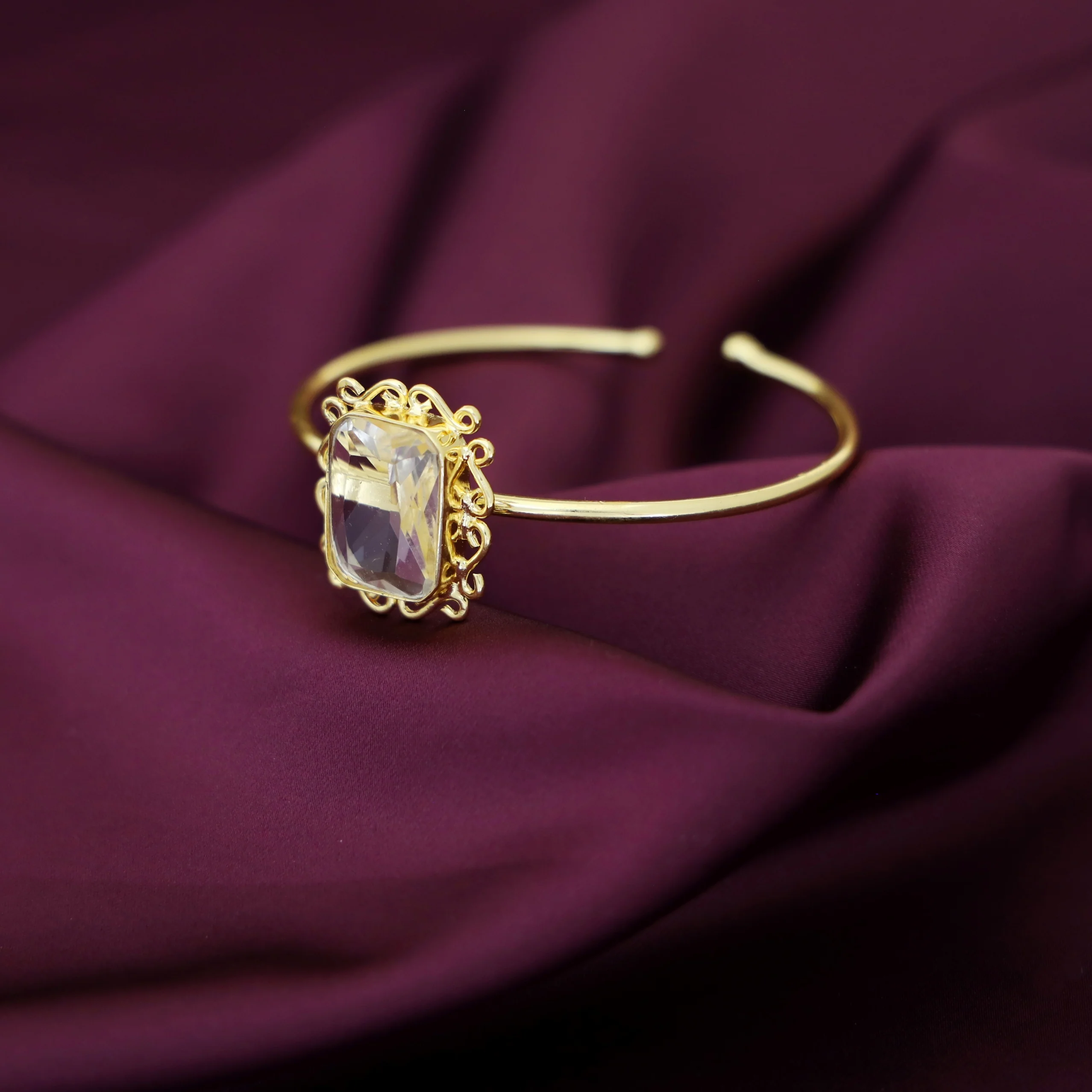 Ritu Golden Rectangle Glossy Bangle - Image 9