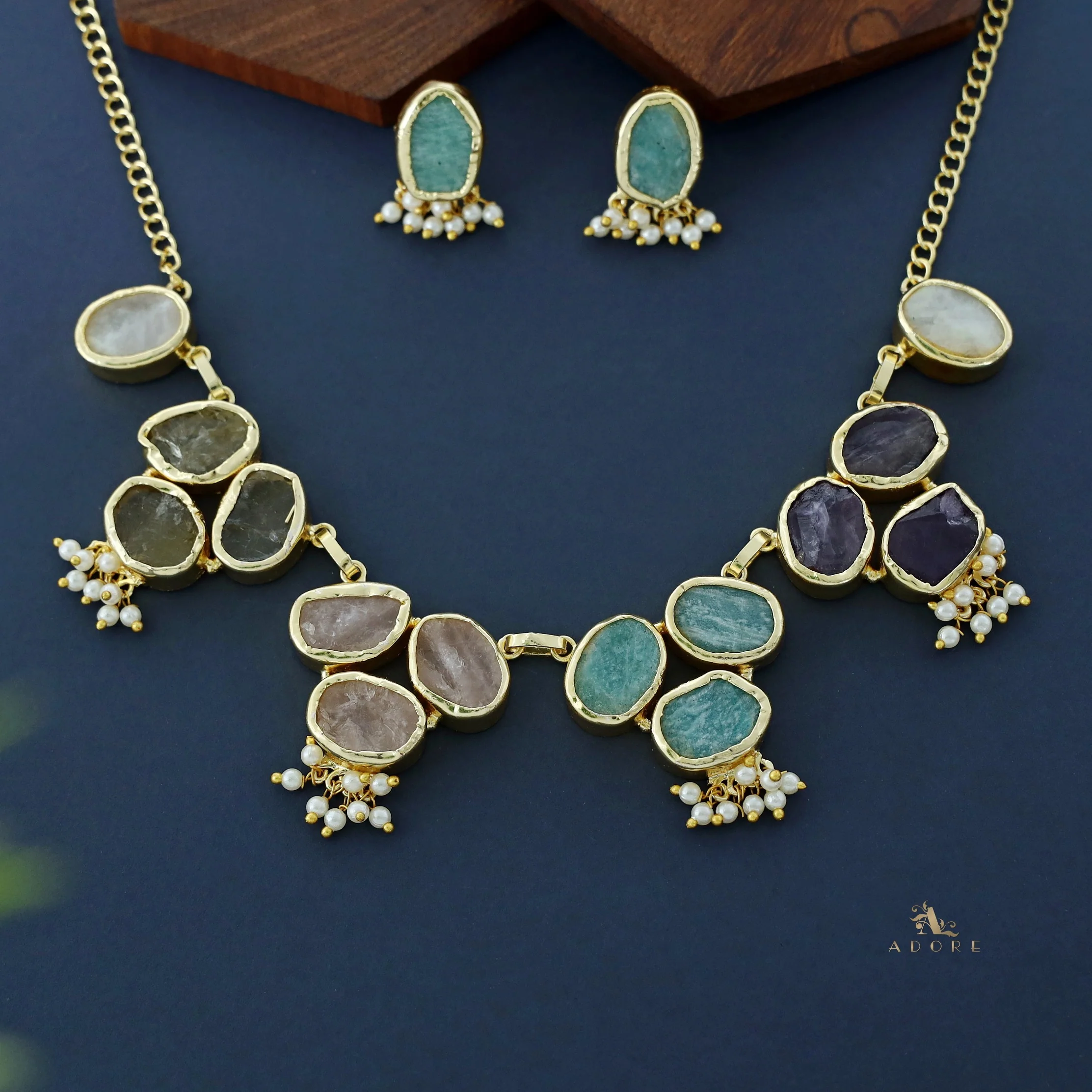 Dina Raw Stone Pearl Neckpiece With Stud - Image 5