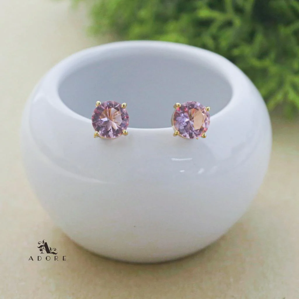 Chloe Round Claw Glossy Stud - Image 17