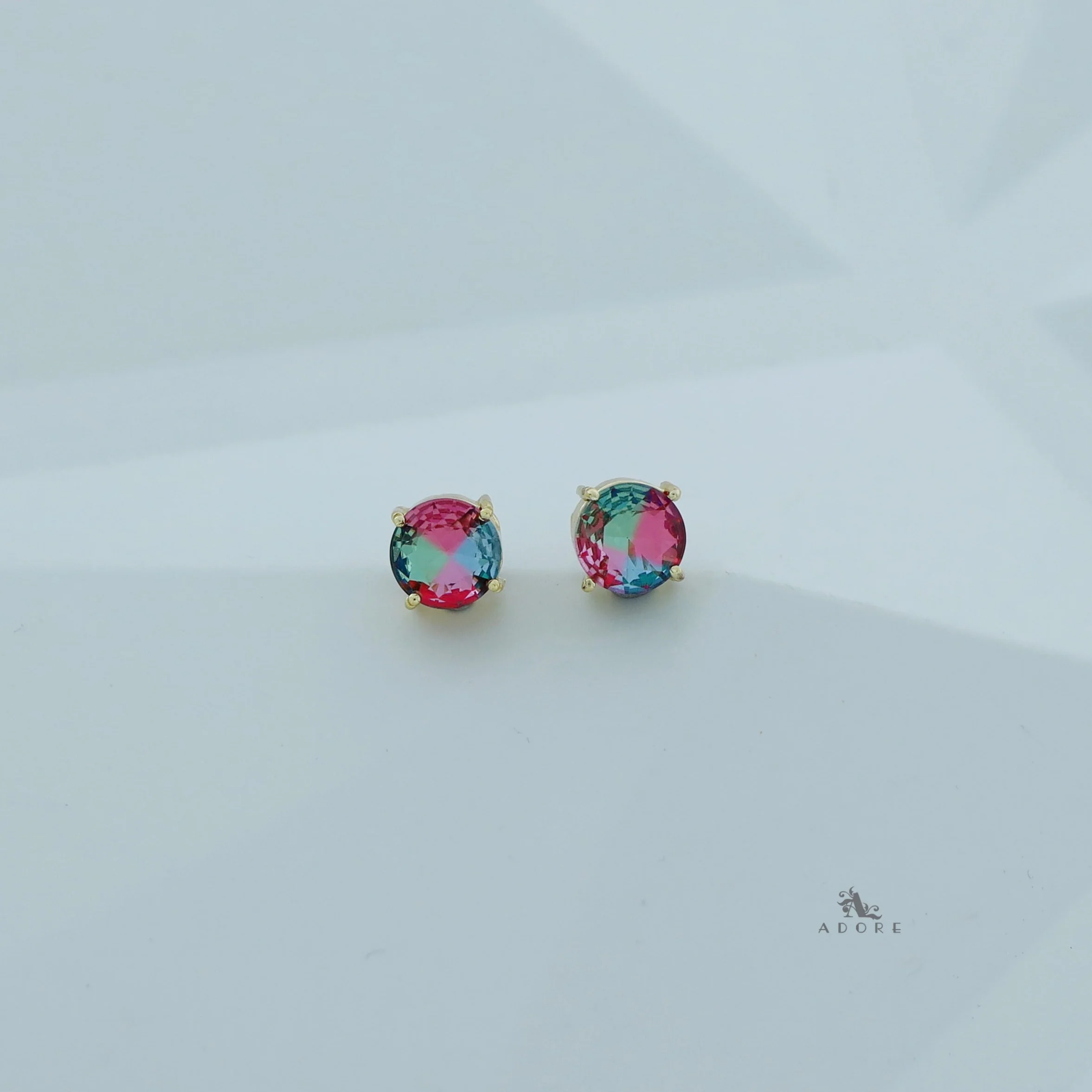 Chloe Round Claw Glossy Stud - Image 23