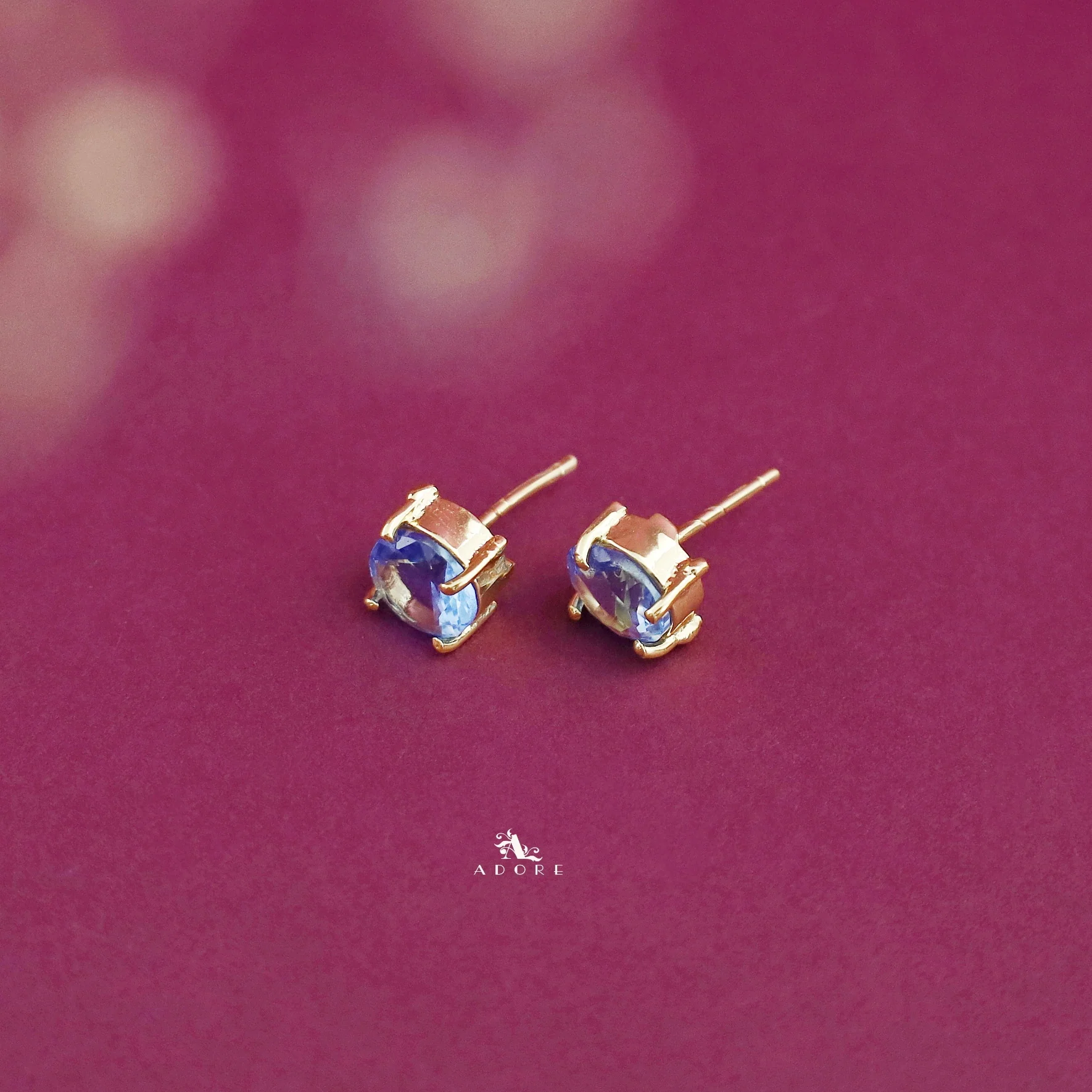 Chloe Round Claw Glossy Stud - Image 26