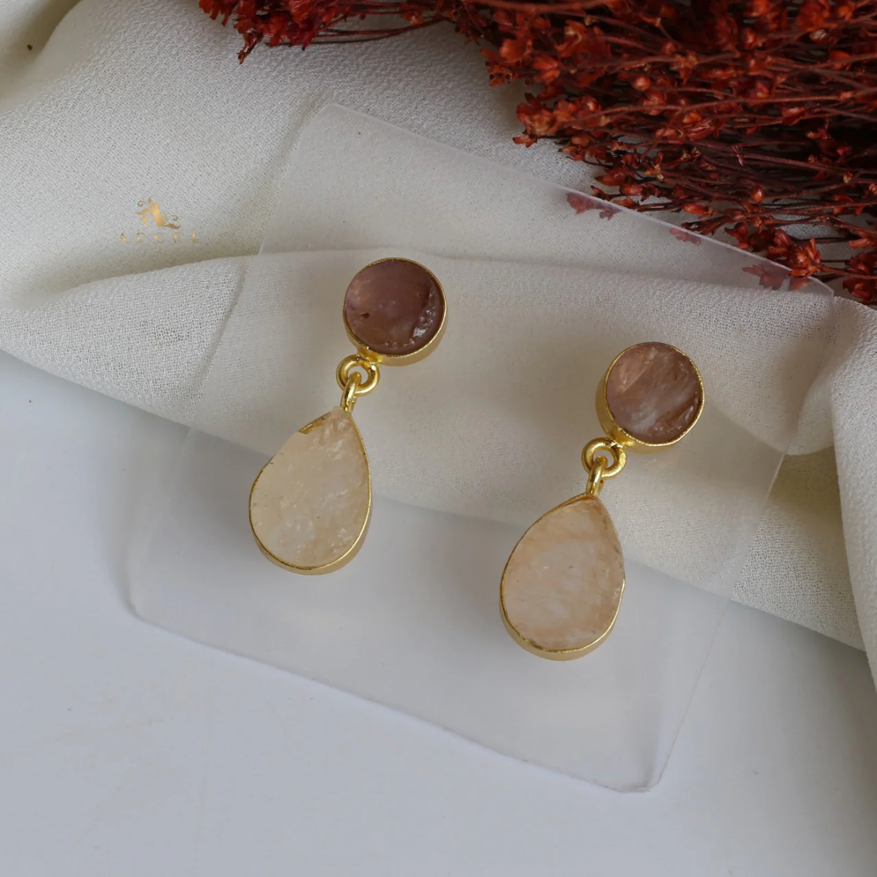 Circle And Drop Earring - Image 19