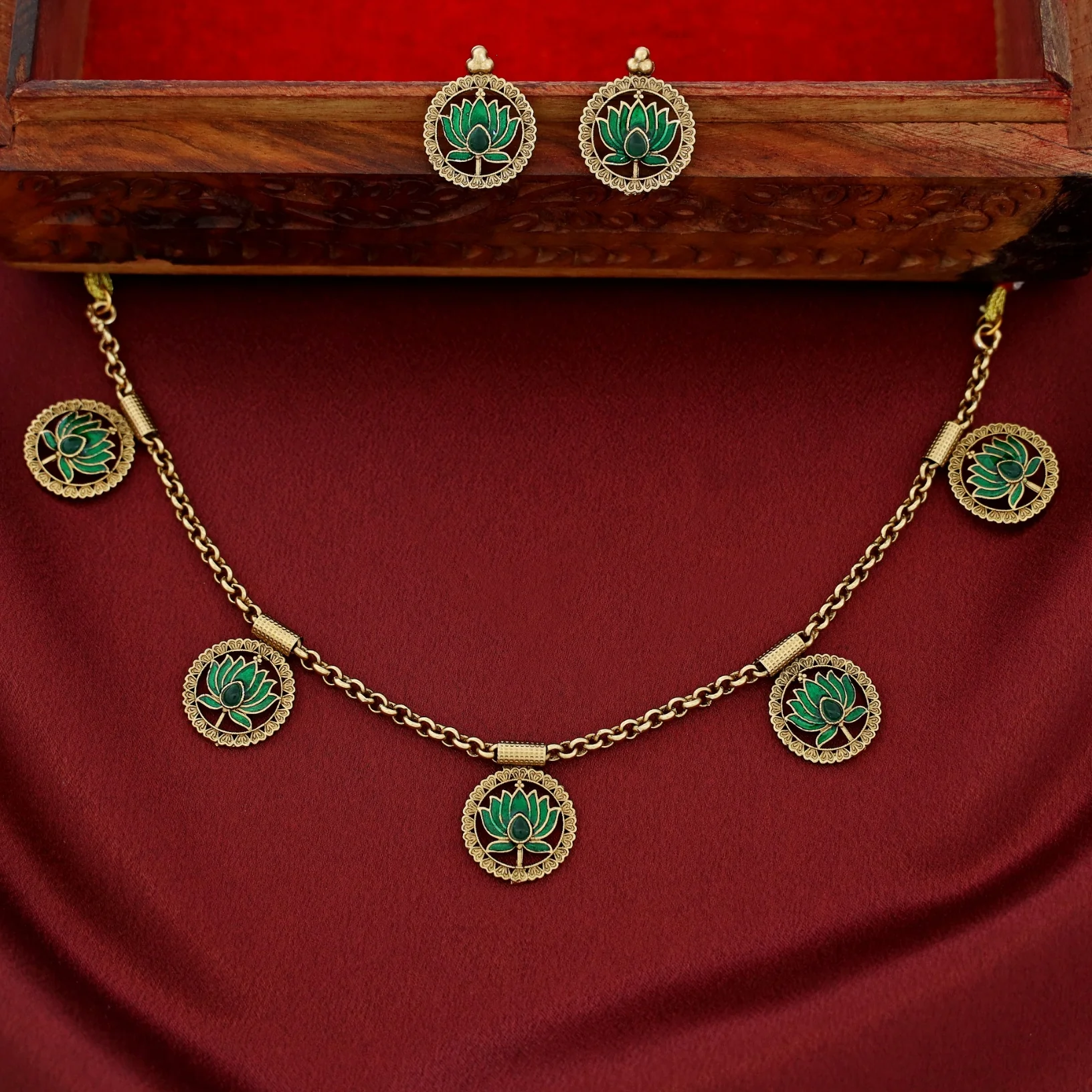 Advaita Circle Enamel Lotus Neckpiece With Earring - Image 3