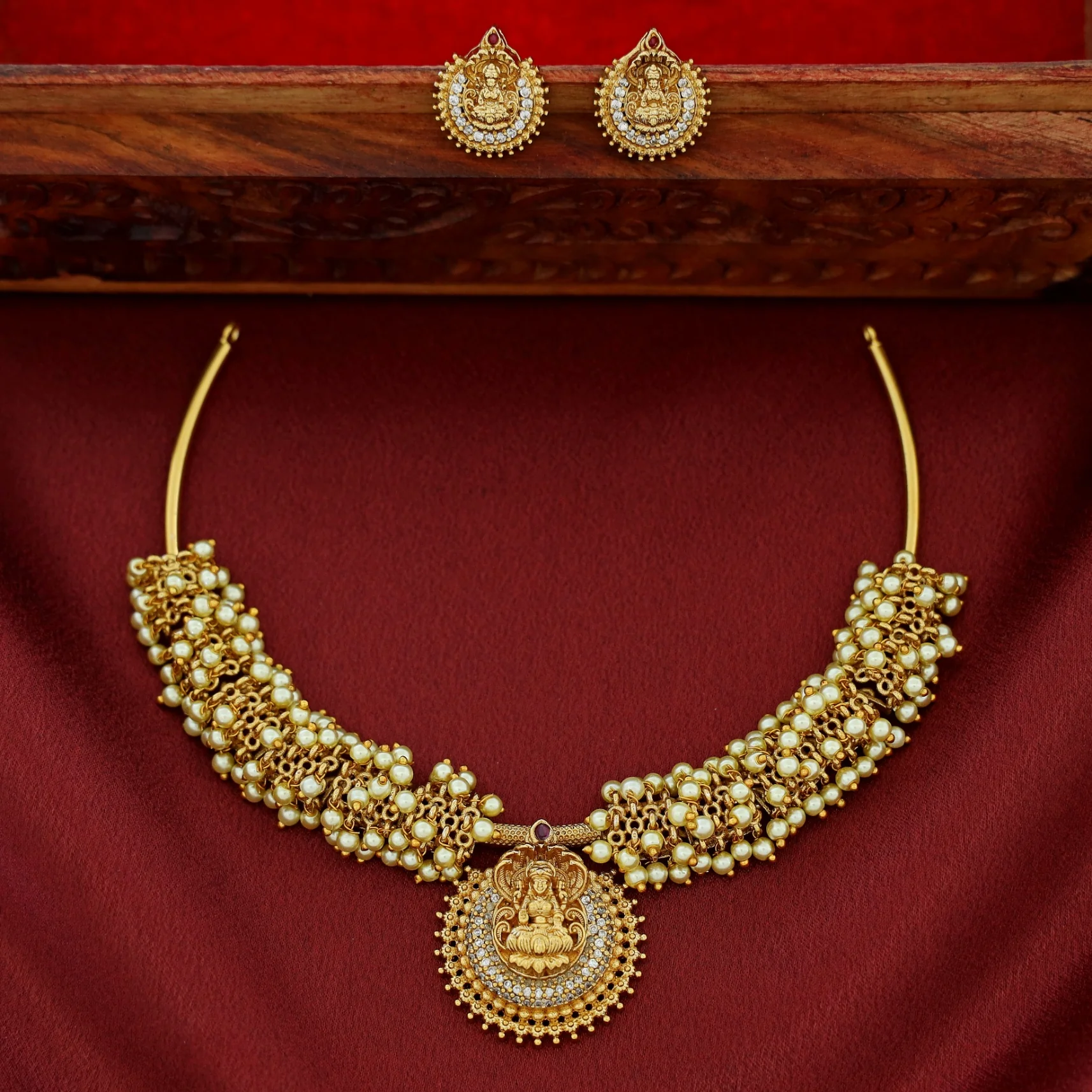 Bhamini Devi Cluster Pearl Short Neckpiece with Earring - Image 2