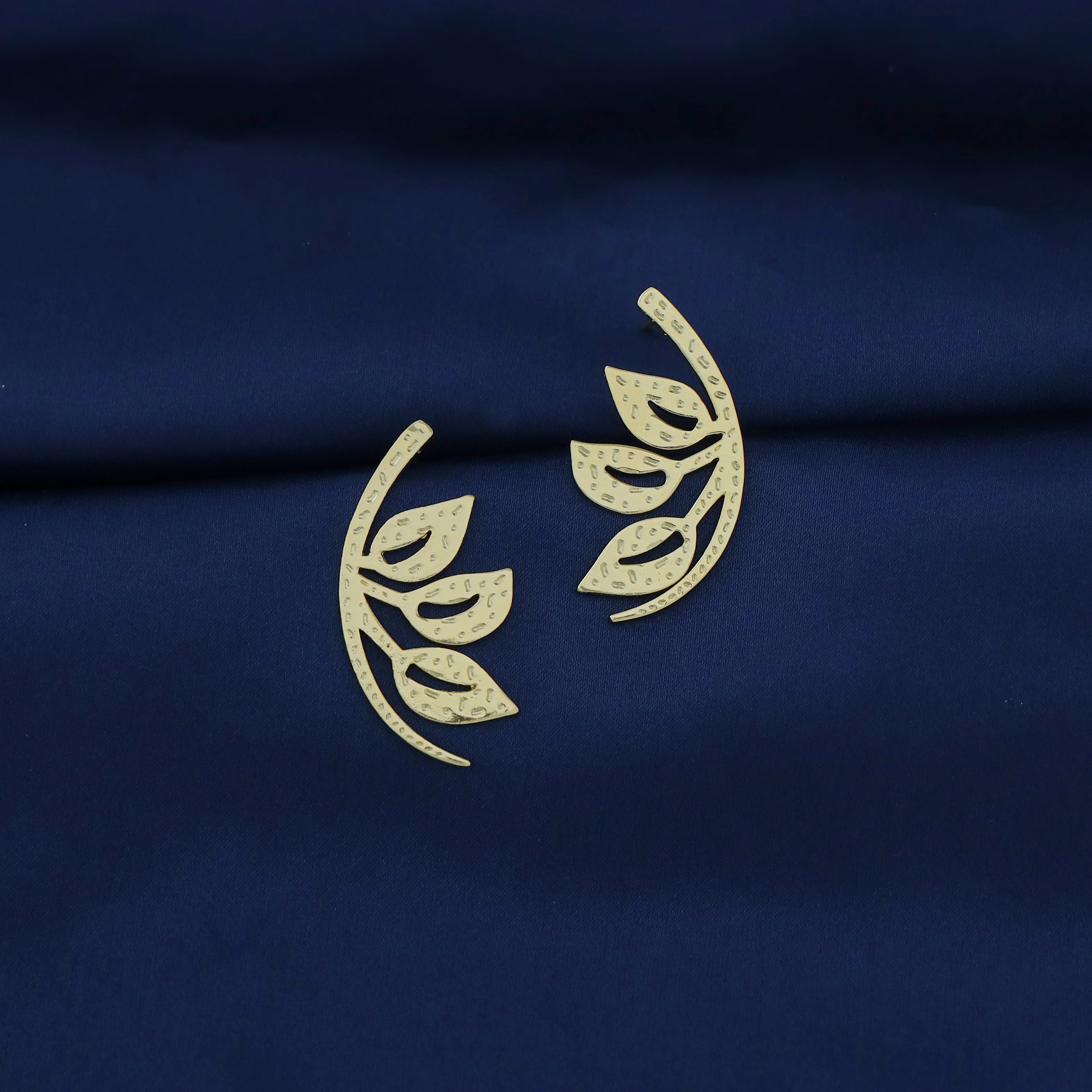Colette Golden Branch Tri Leaf Earring - Image 2