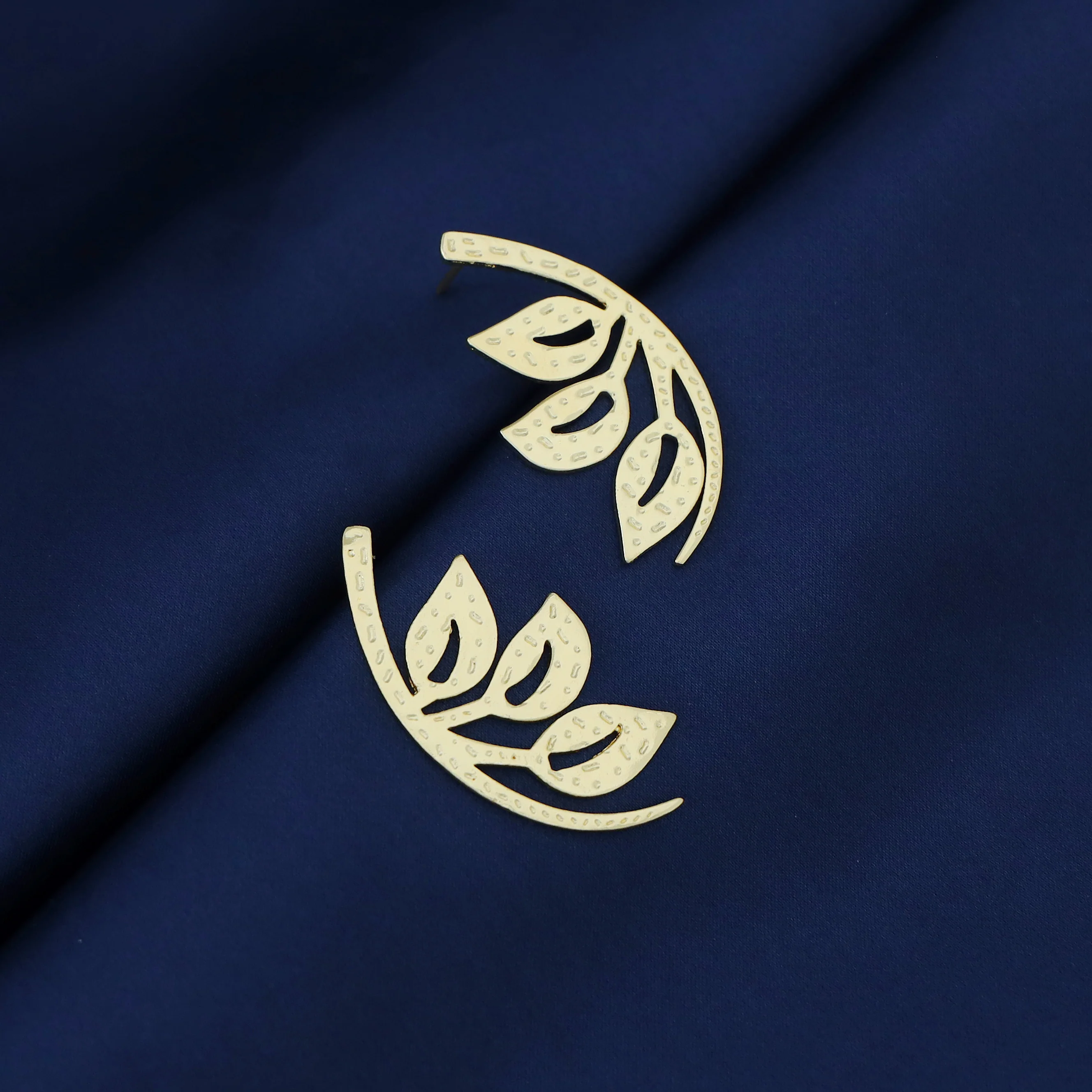 Colette Golden Branch Tri Leaf Earring - Image 3